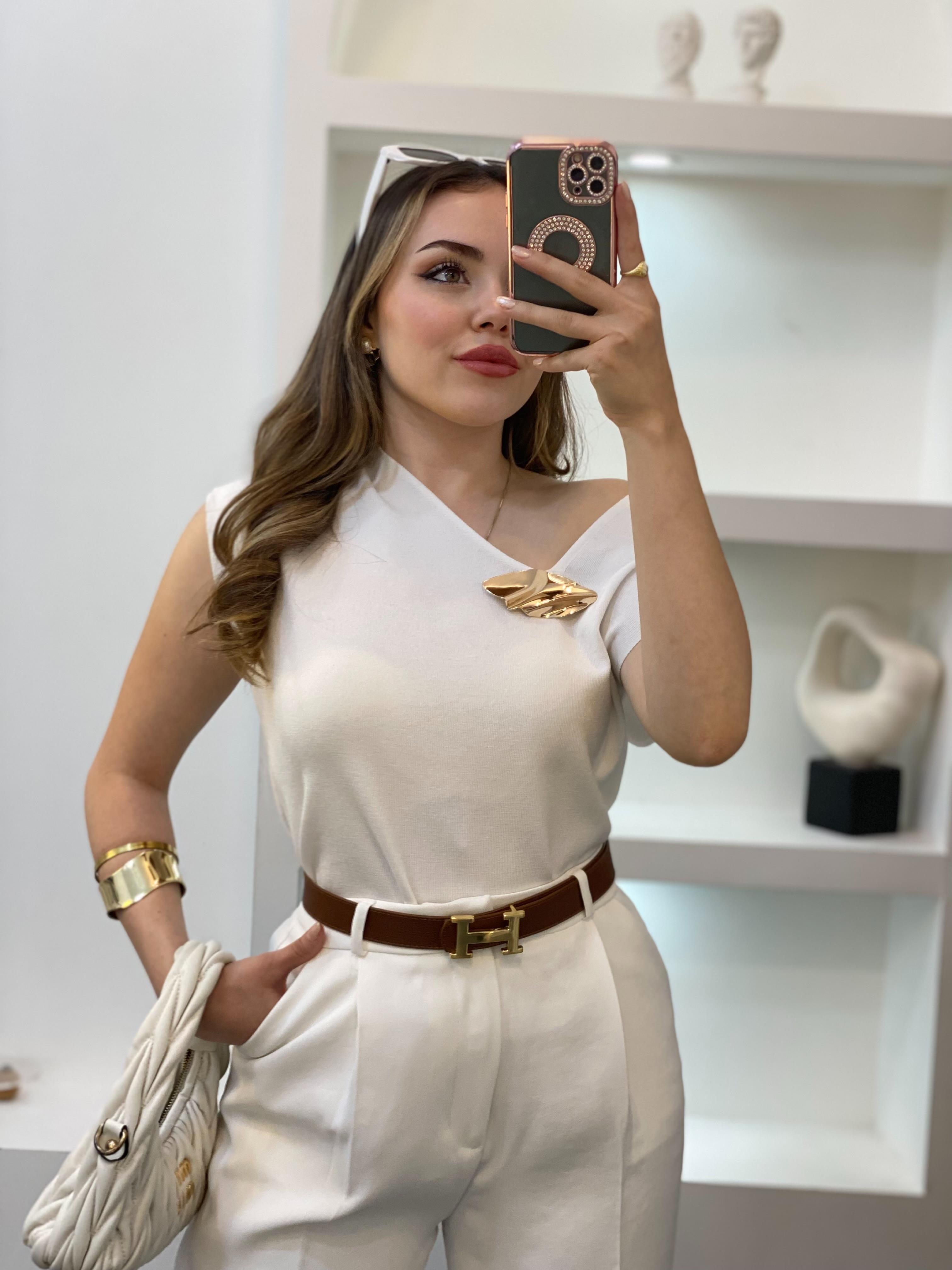 Beyaz Gold Toka Detaylı Triko Bluz