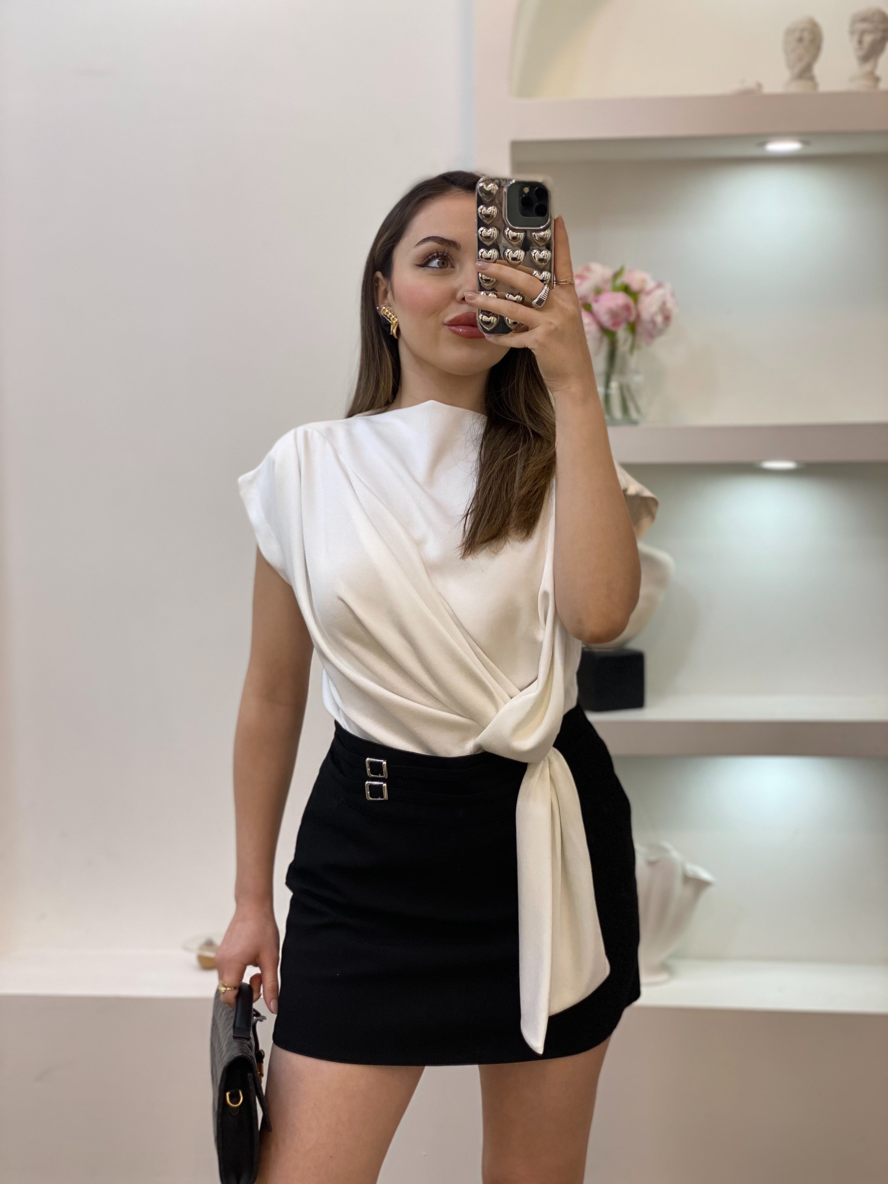 Beyaz Modal Kumaş Düğümlü Model Bluz