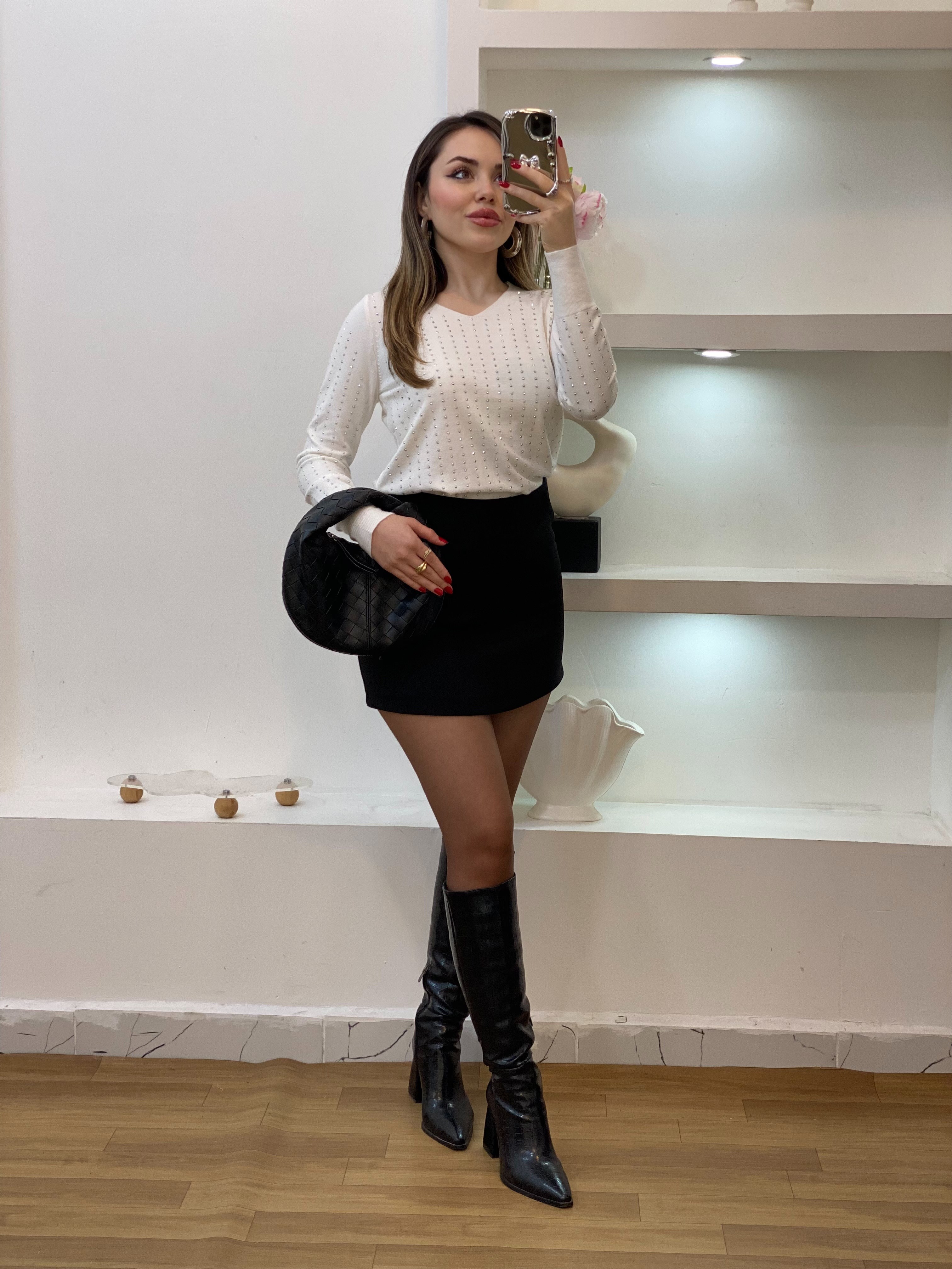 Beyaz Parıltılı Taşlı Triko Bluz