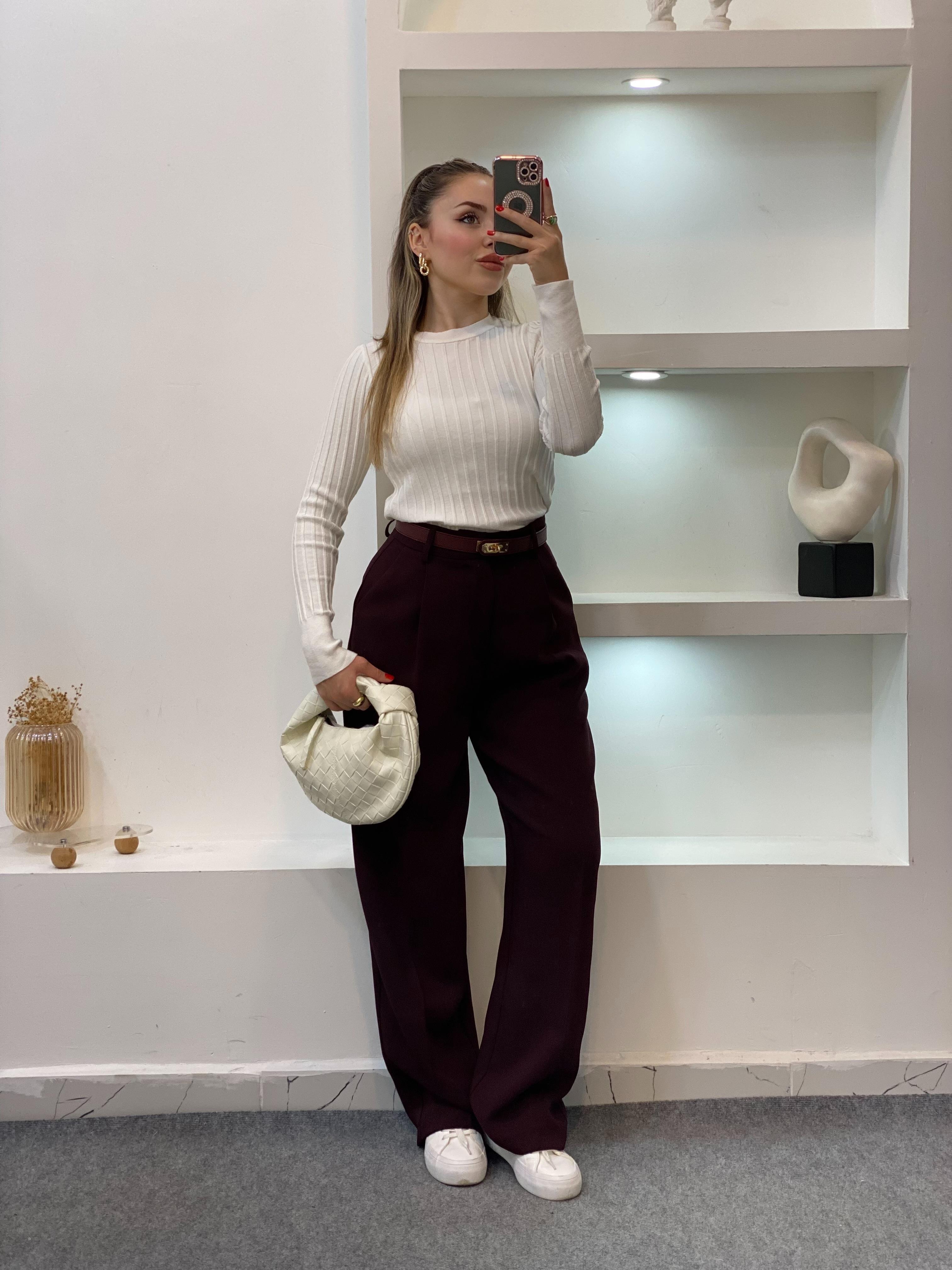 Beyaz Yumoş Dokulu Triko Bluz 