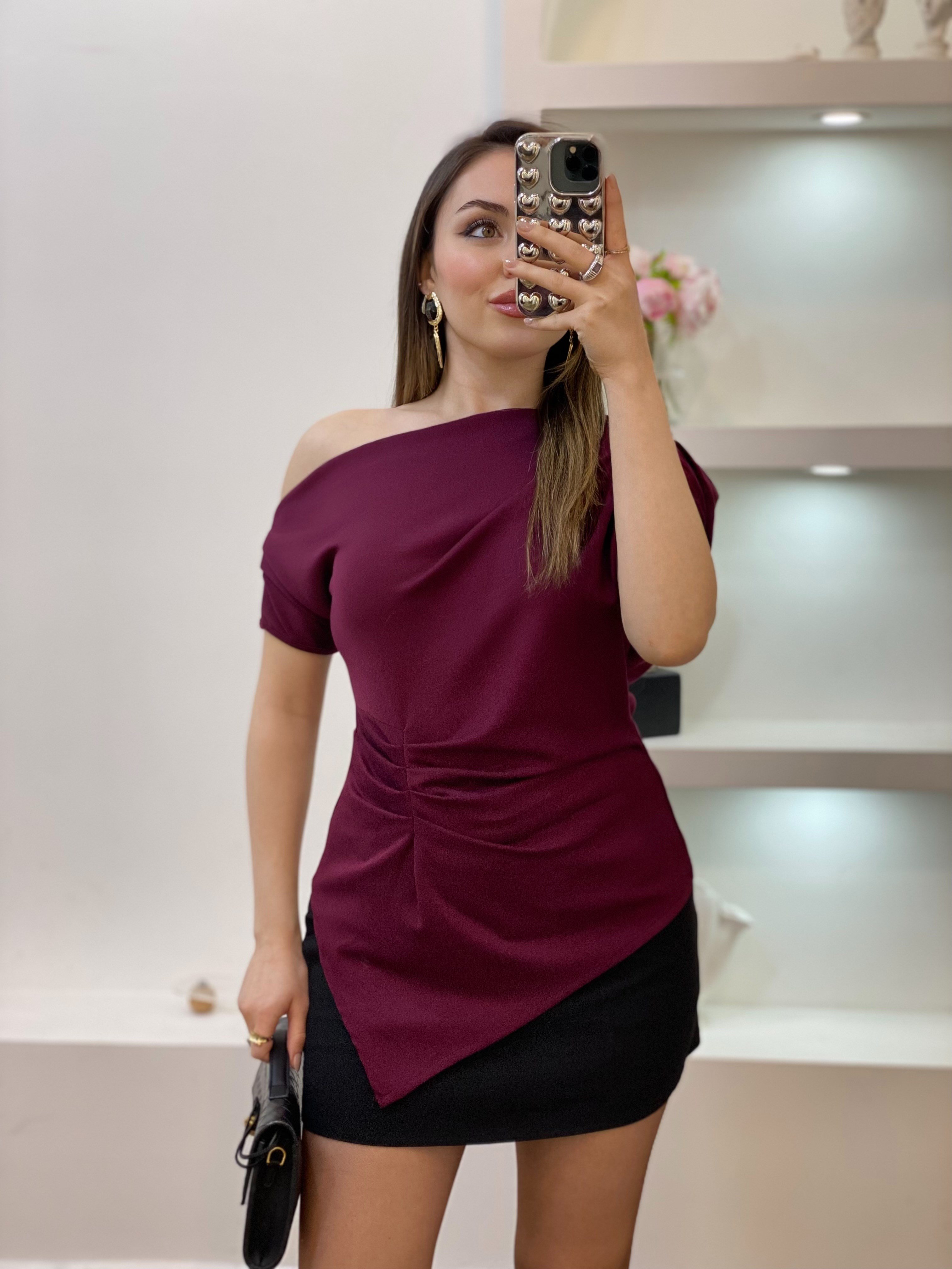 Bordo Asimetrik Yaka Büzgü Detaylı Modal Bluz