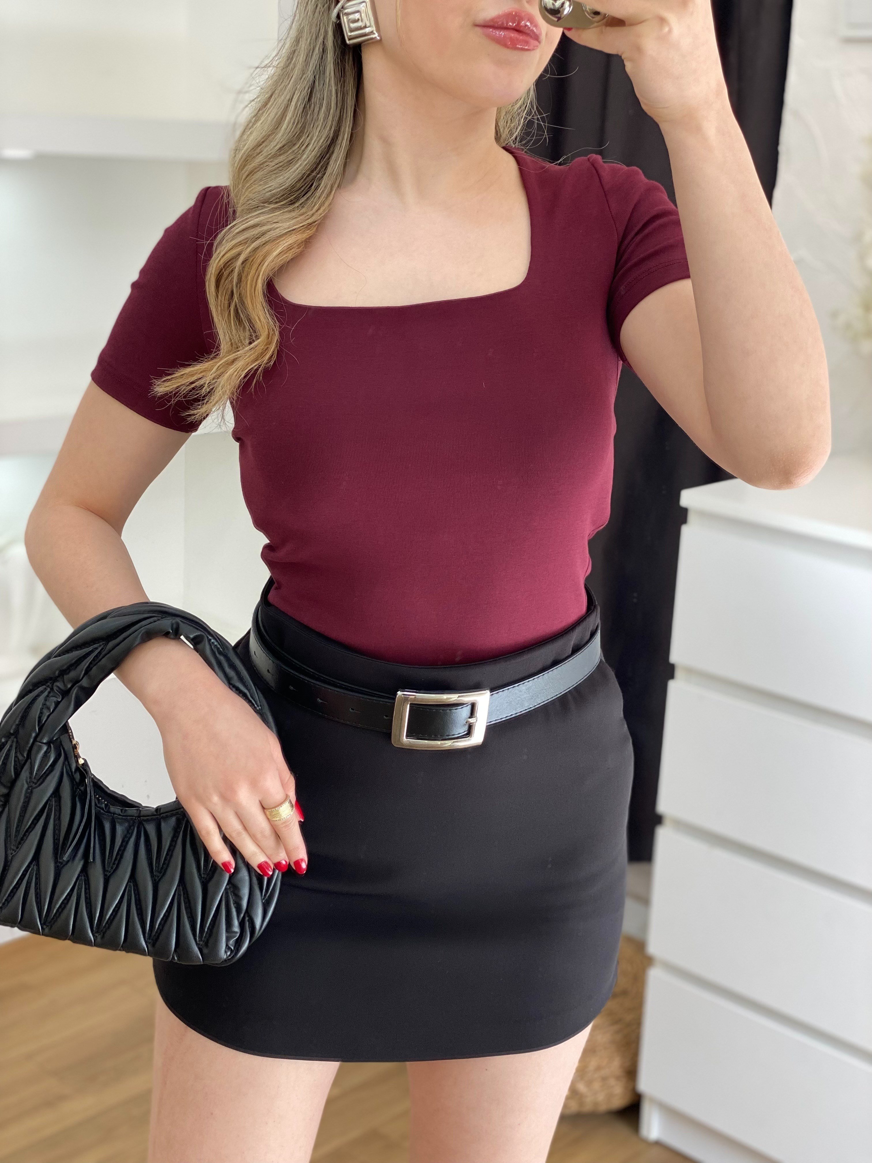 Bordo Sandık Yaka Kısa Kol Basic Bluz