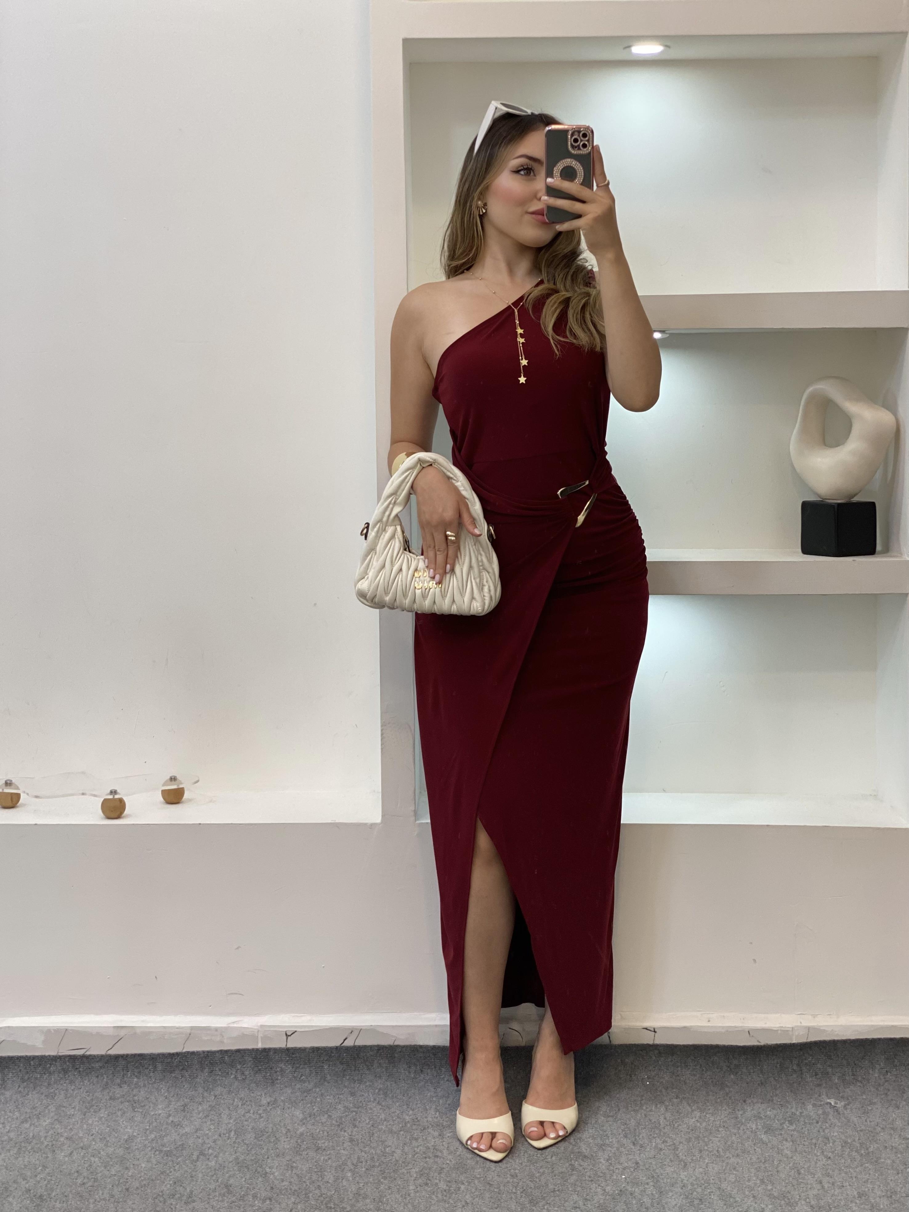 Bordo Tek Omuz Gold Toka Detaylı Elbise