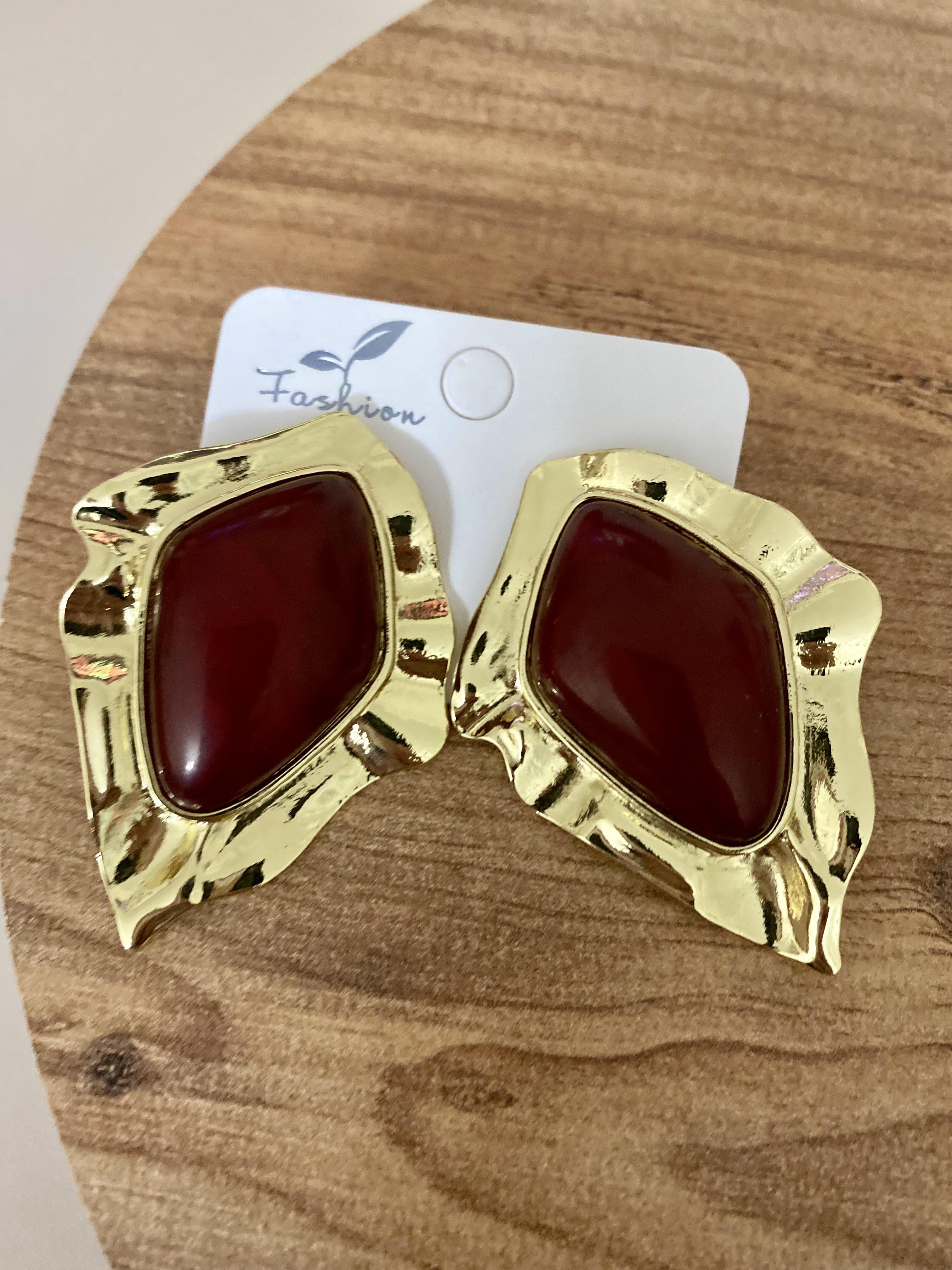 Gold Bordo Mineli Küpe