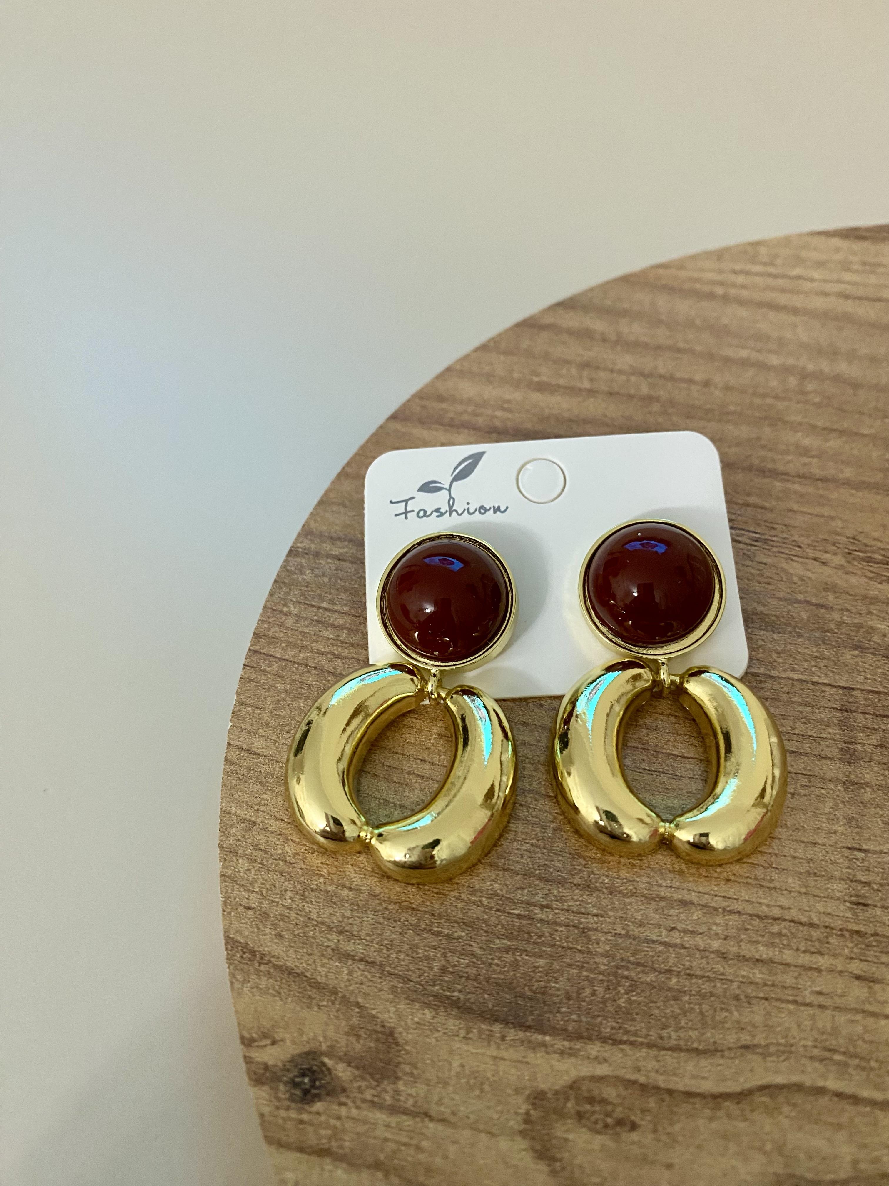 Gold Halka Model Bordo Mineli Küpe 