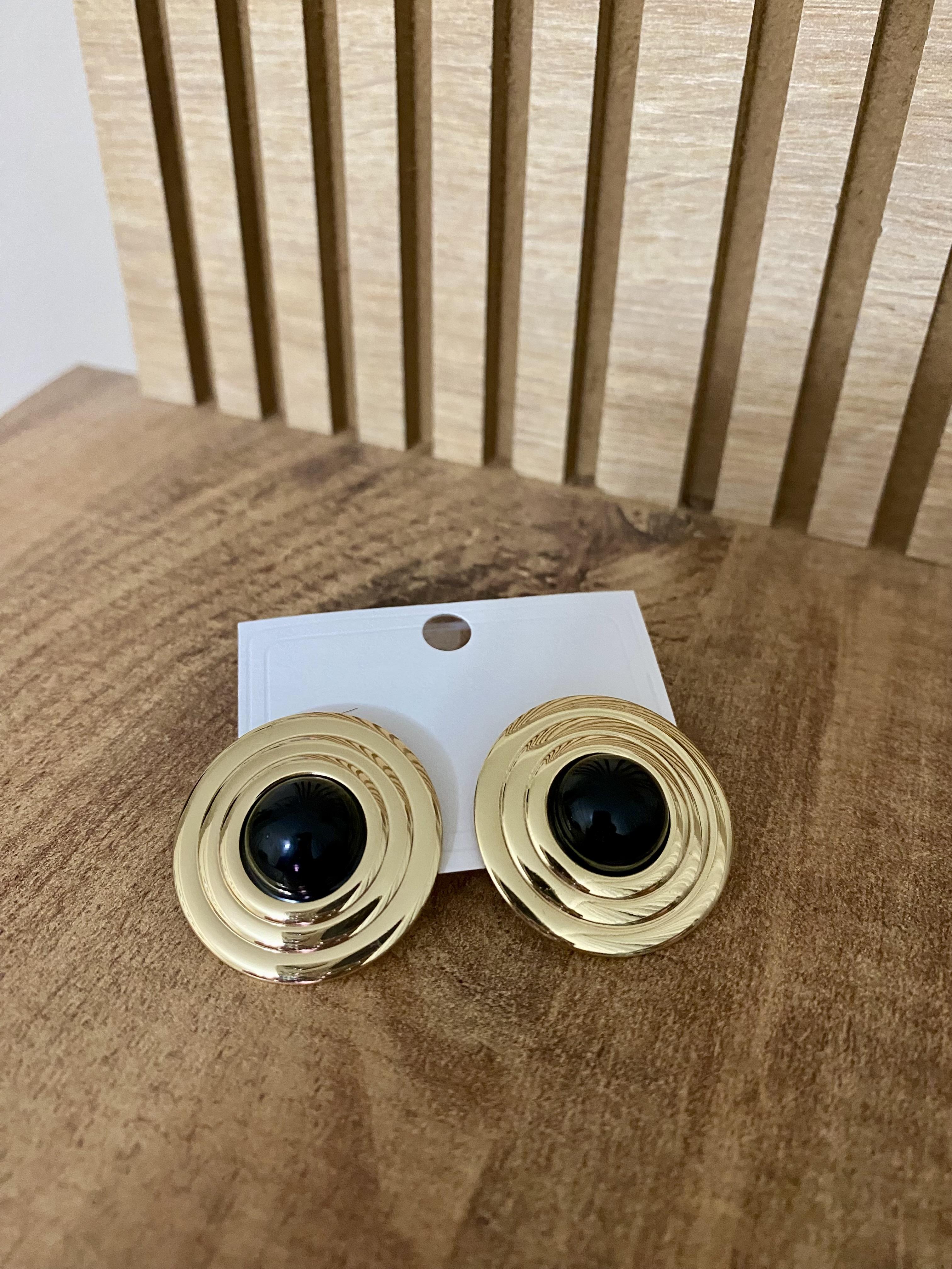 Gold Siyah Taşlı Marka Model Yuvarlak Küpe