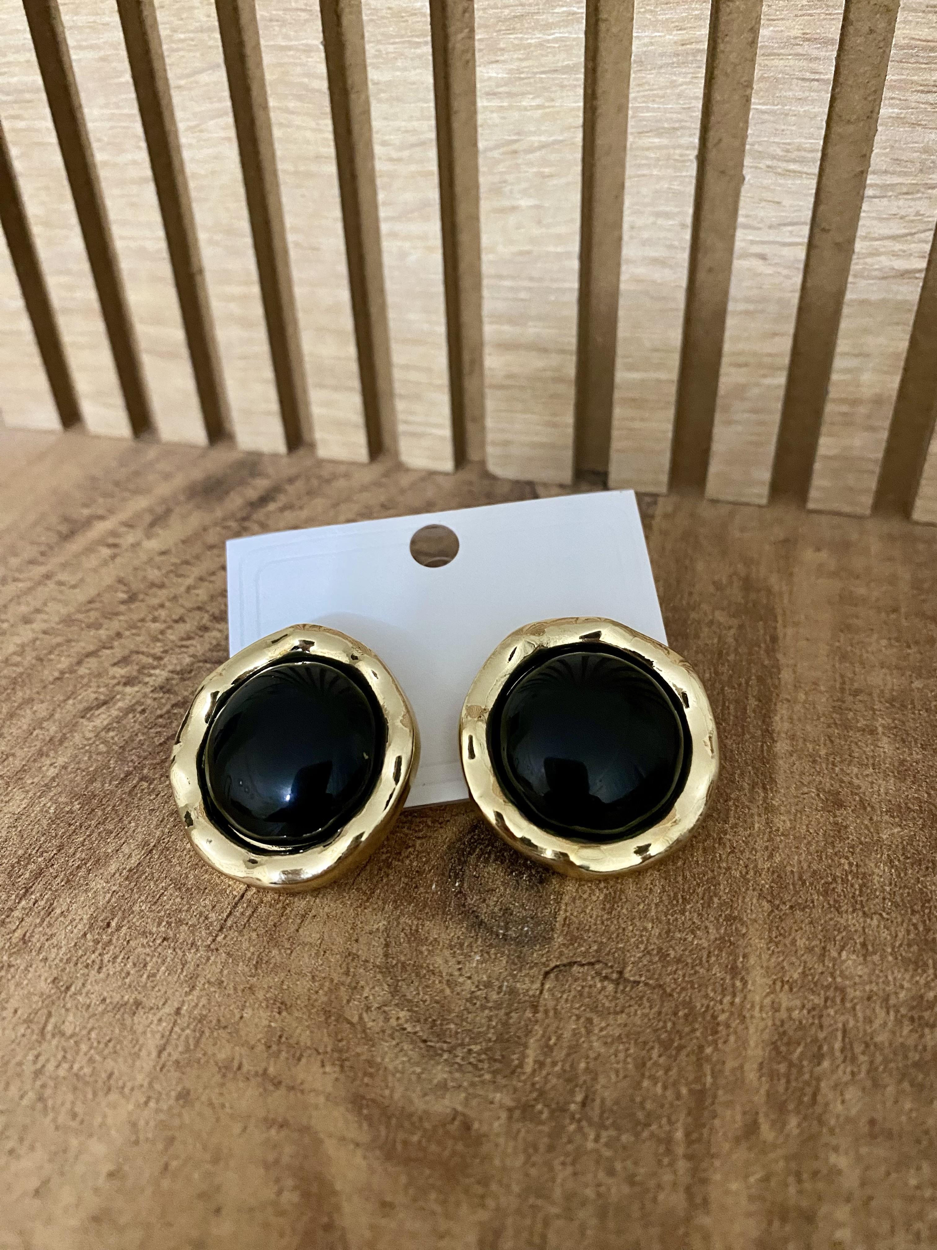 Gold SiyahTaşlı Marka Model Yuvarlak Küpe