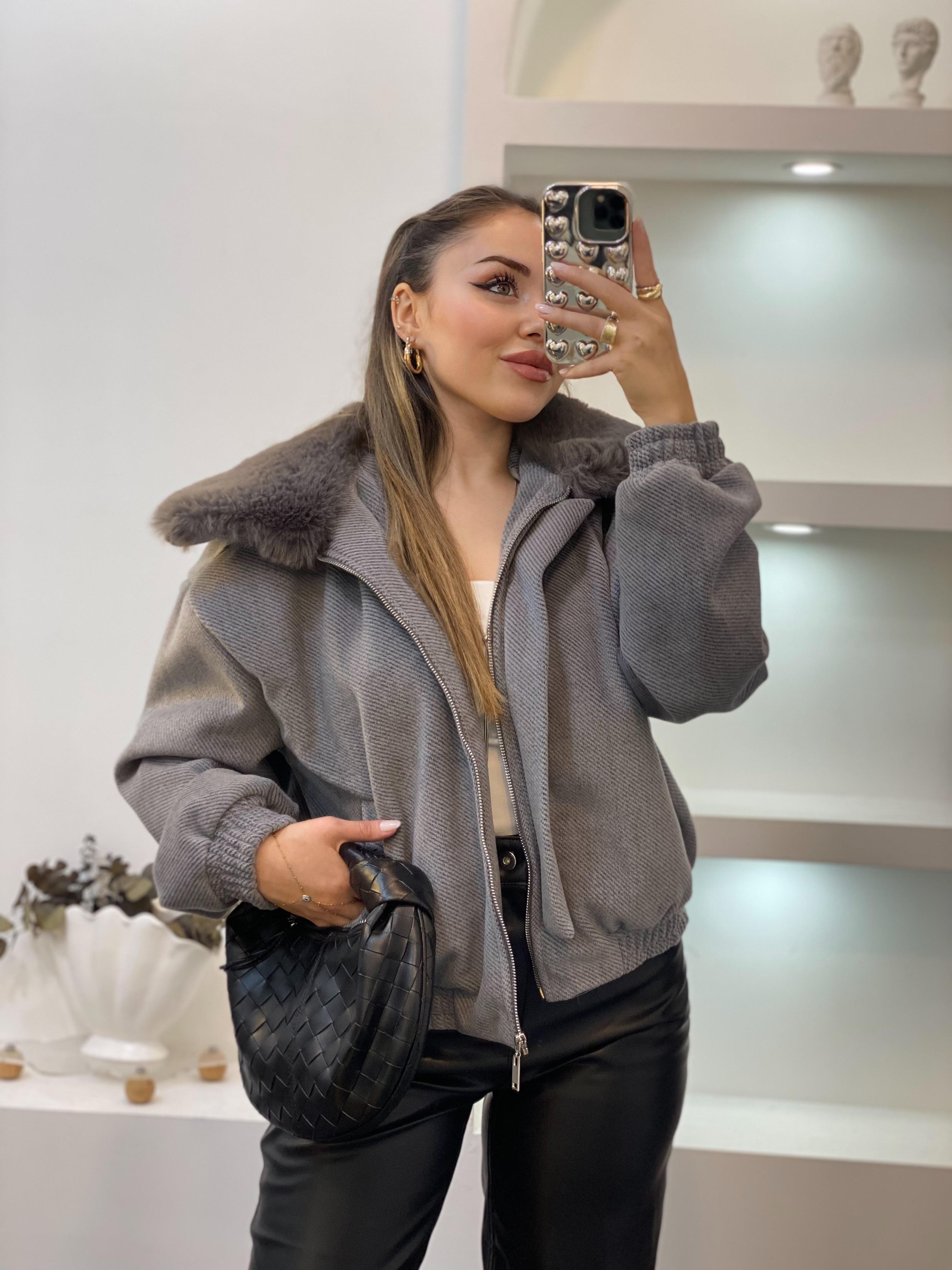 Gri Kürk Yaka Premium Yün Kaşe  Ceket