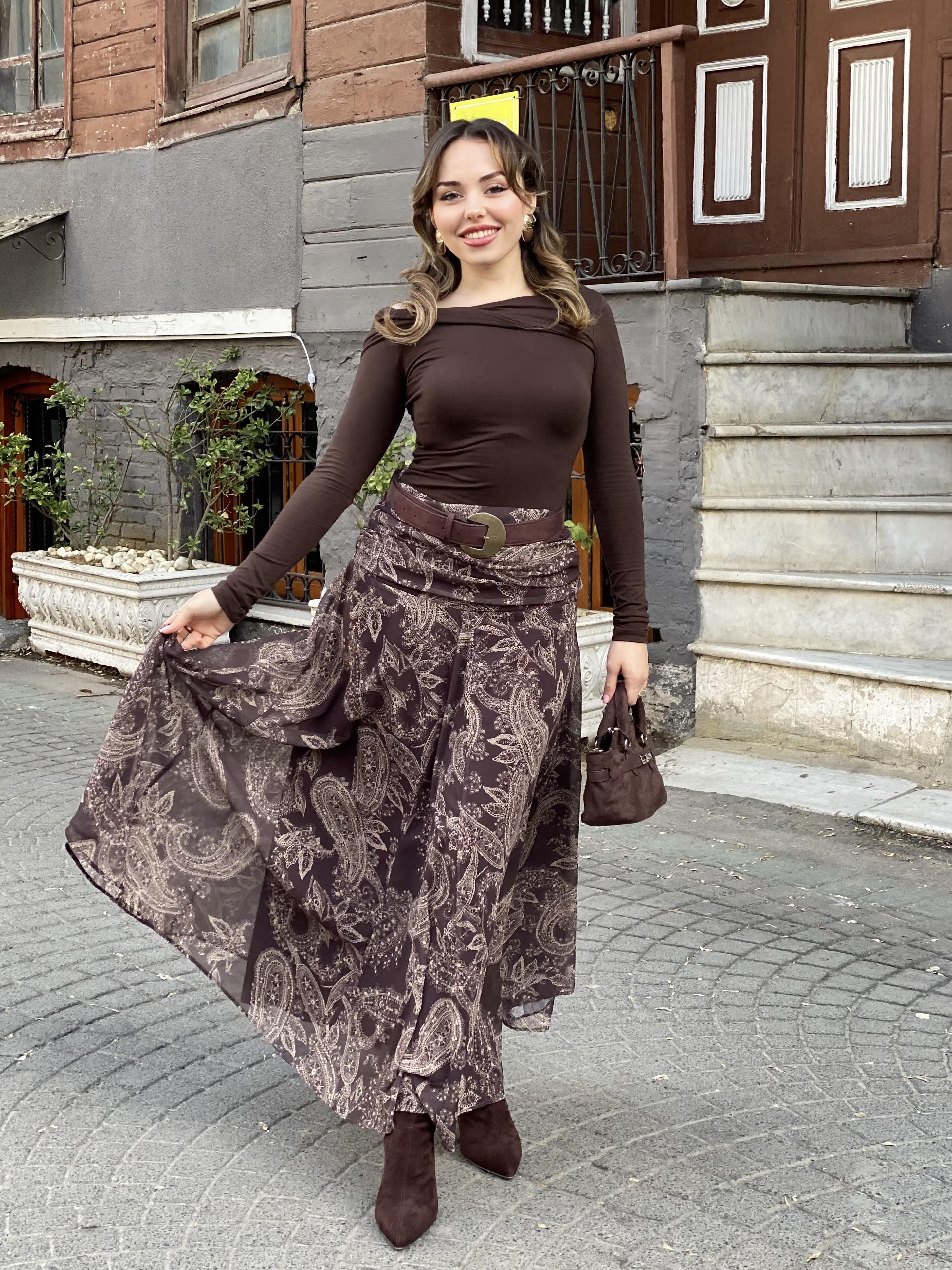 Kahve Desenli Beli Drapeli Etek