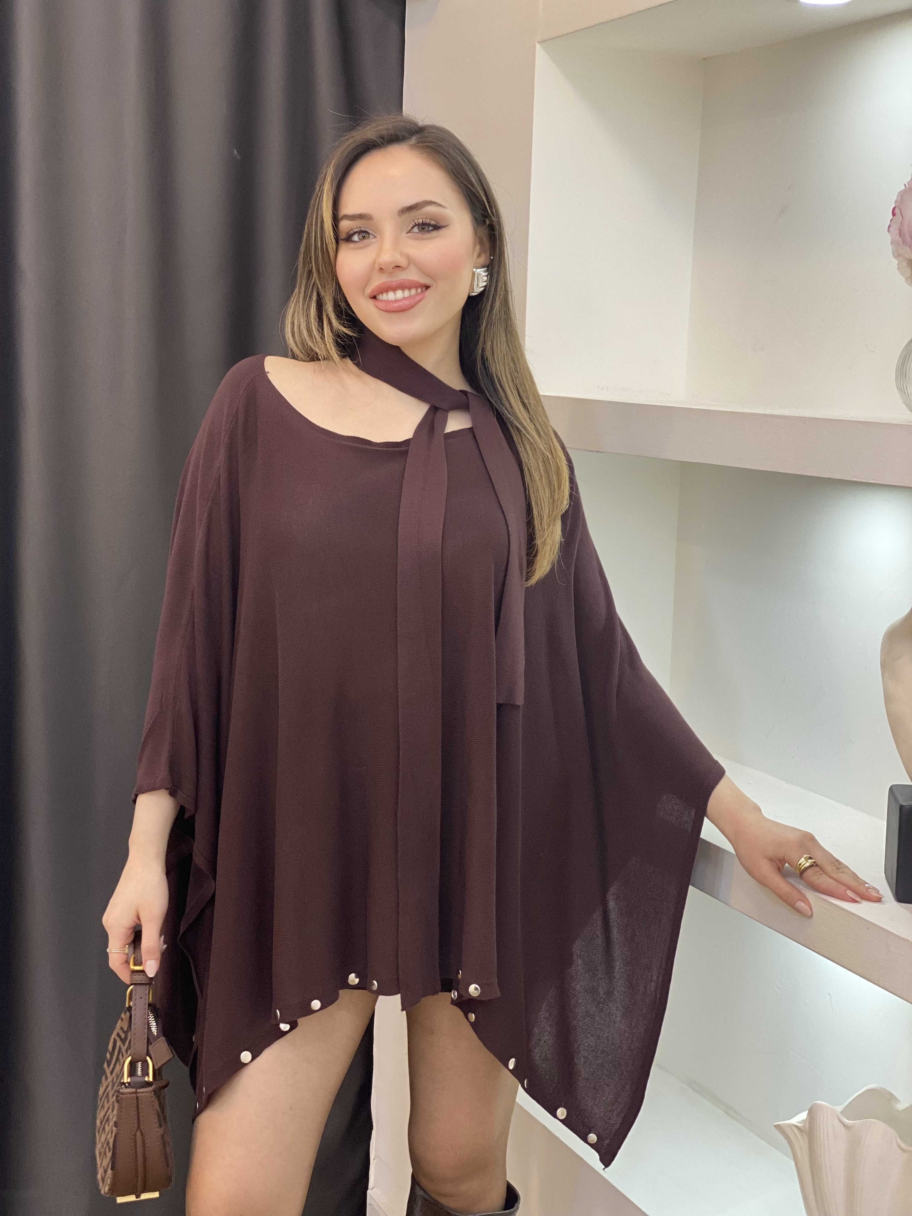 Kahve Fularlı Gümüş Droplu Triko Panço