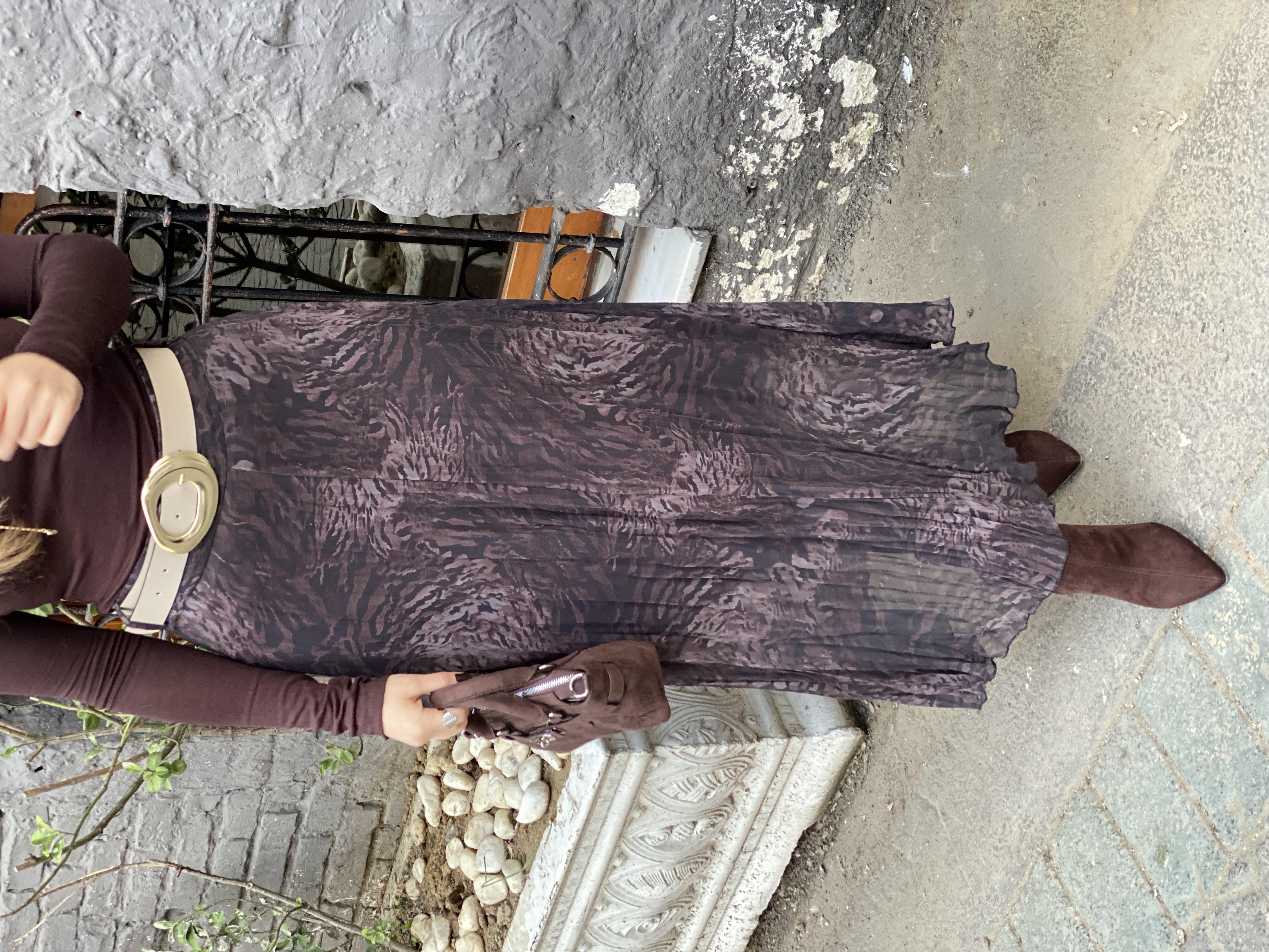 Kahve Kemerli Model Etek