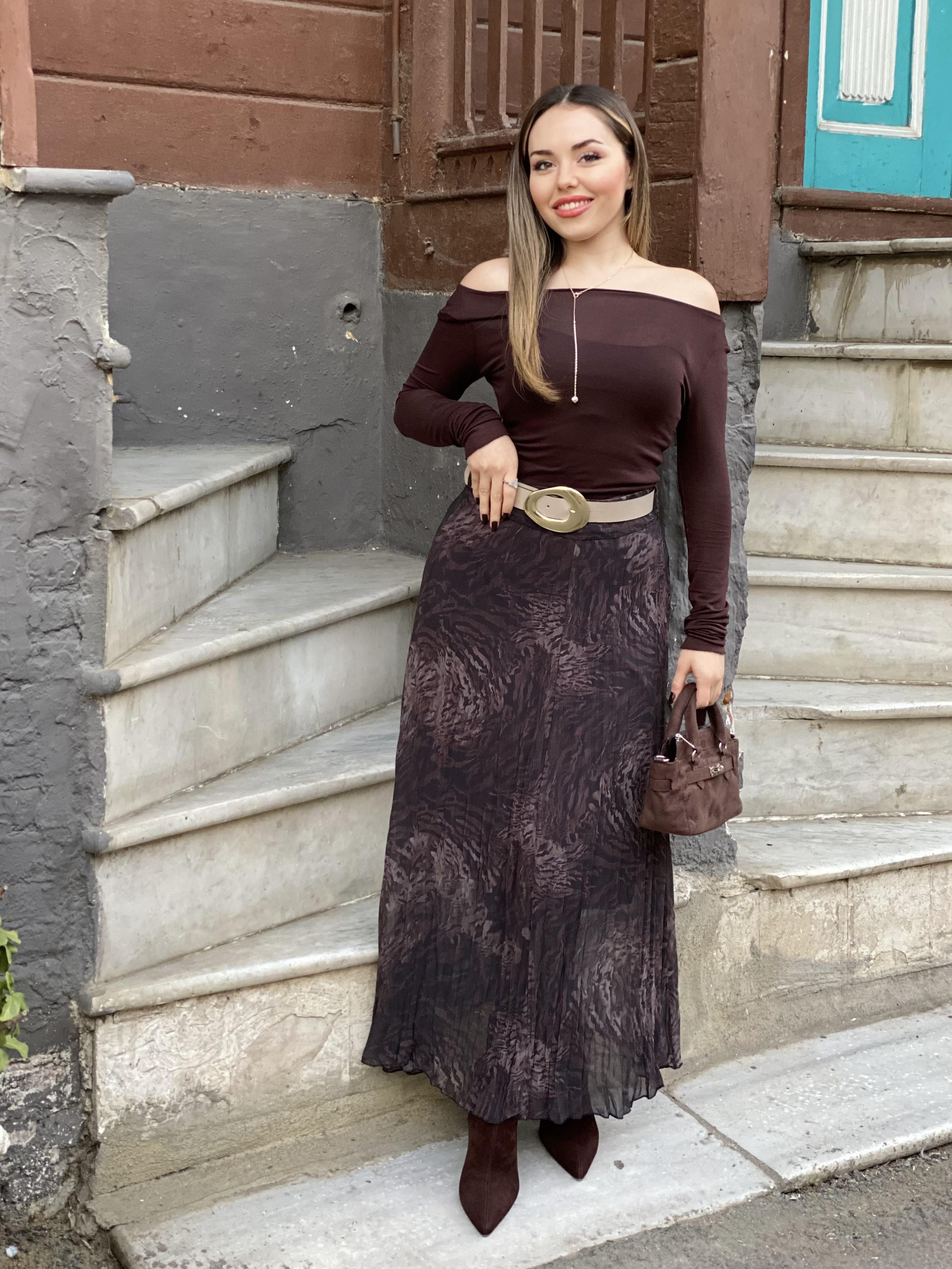 Kahve Kemerli Model Etek