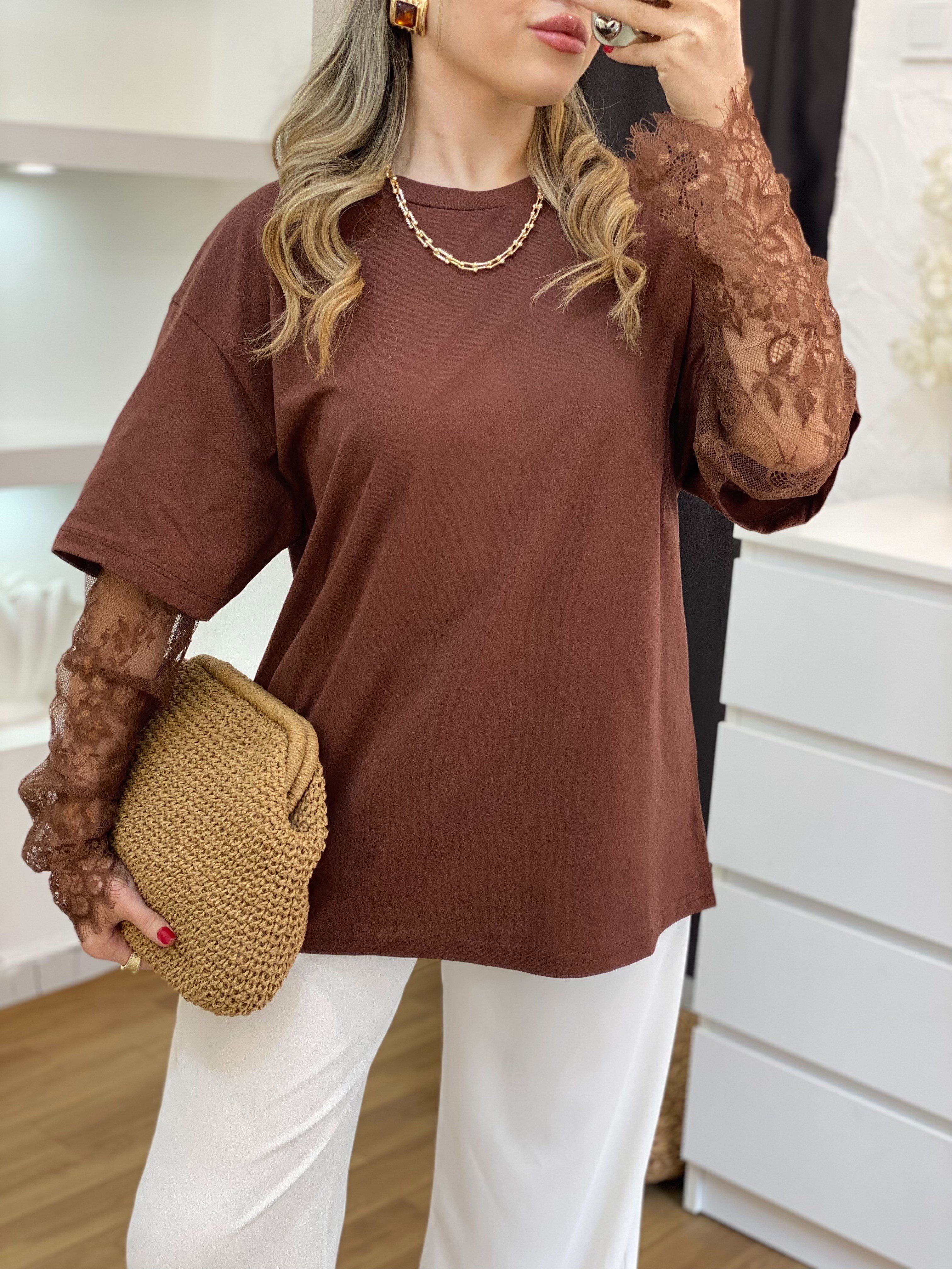Kahve Kolları Dantel Detaylı Pamuklu Tshirt 