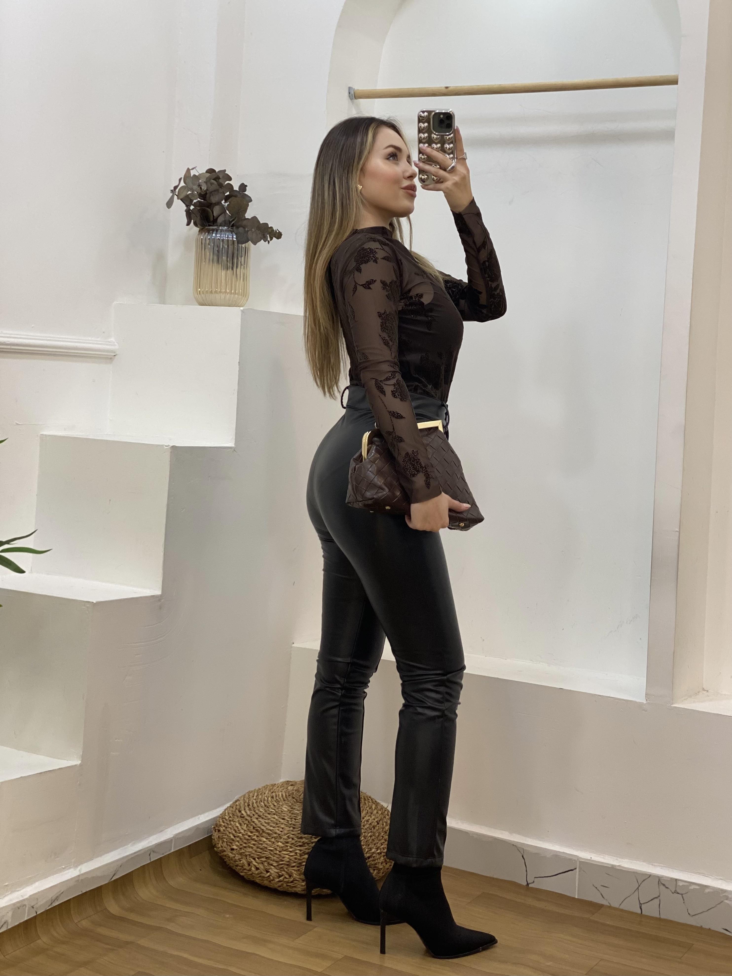 Kahve Nakışlı Transparan Bluz
