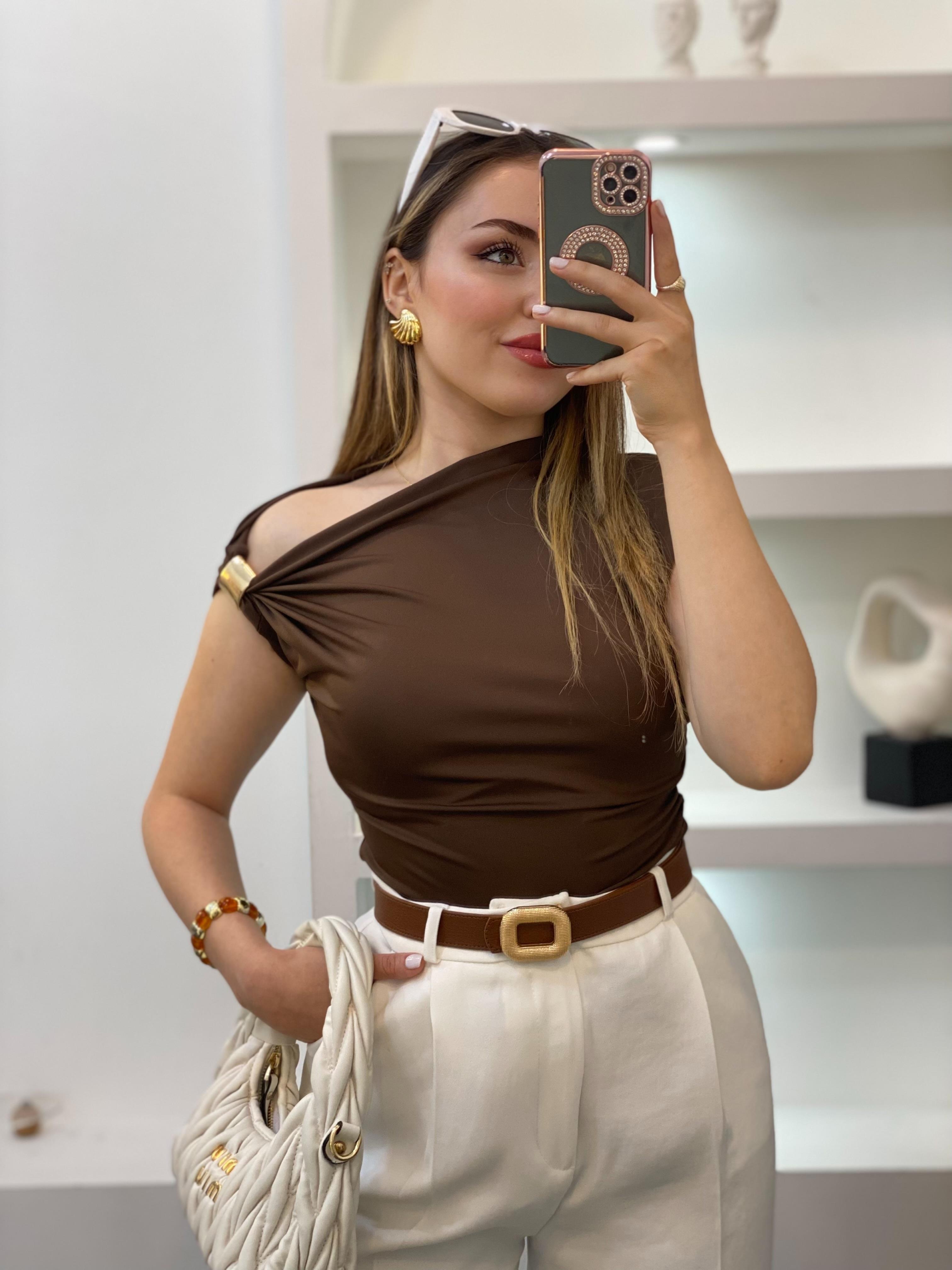 Kahve Omuz Gold Tokalı Bluz