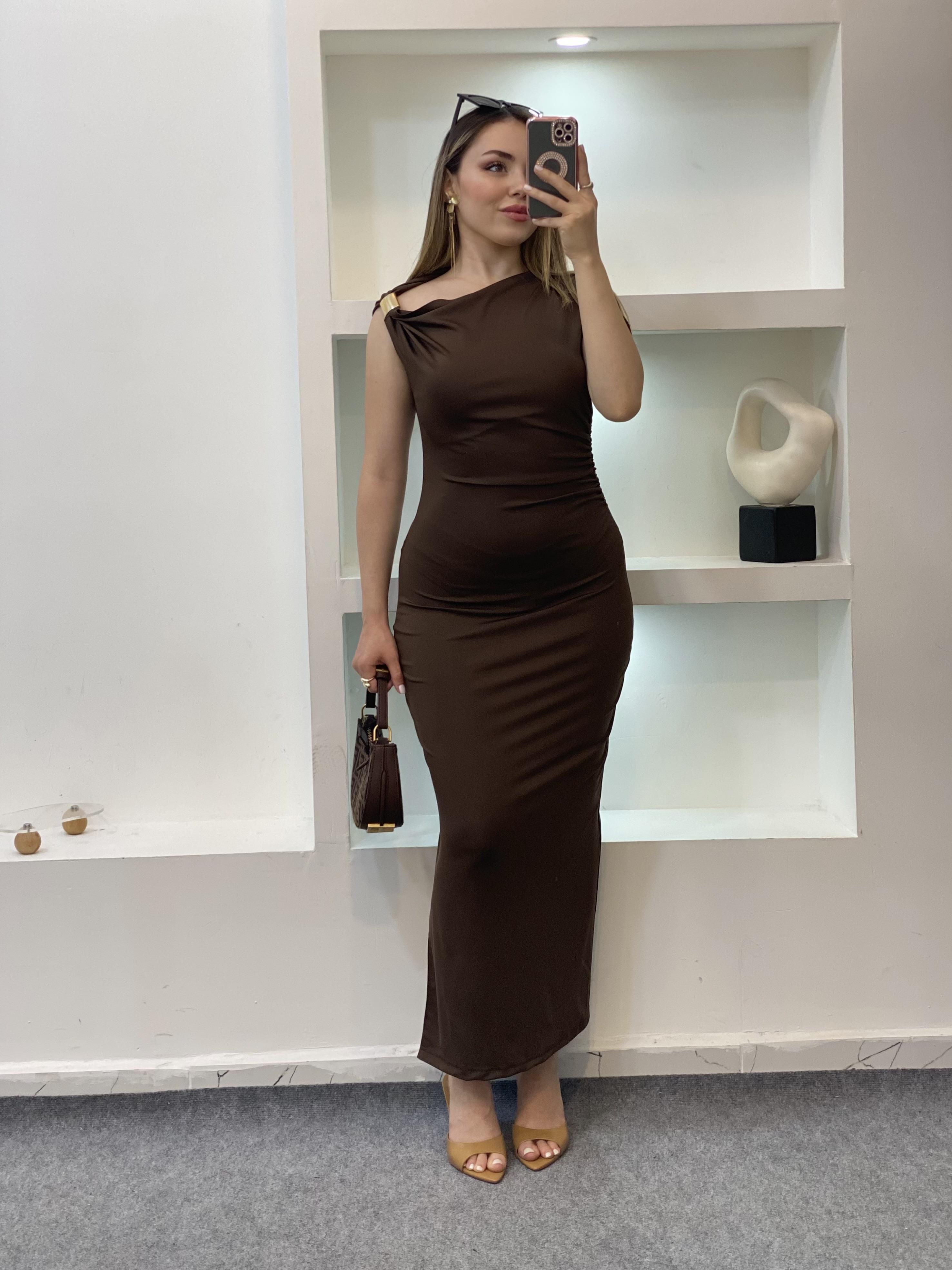 Kahve Omuz Gold Tokalı Elbise