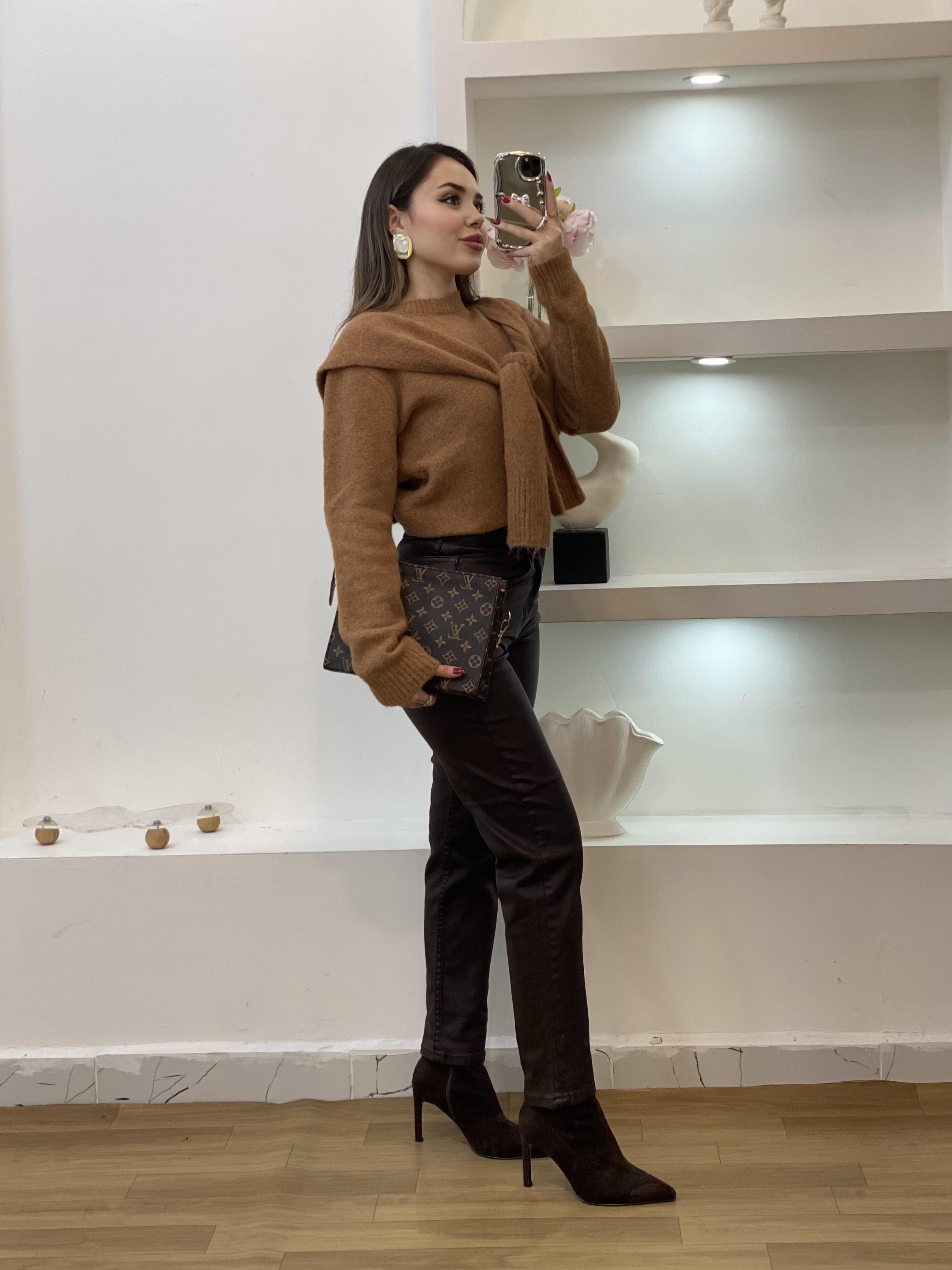 Kahve Şal Detaylı Kazak