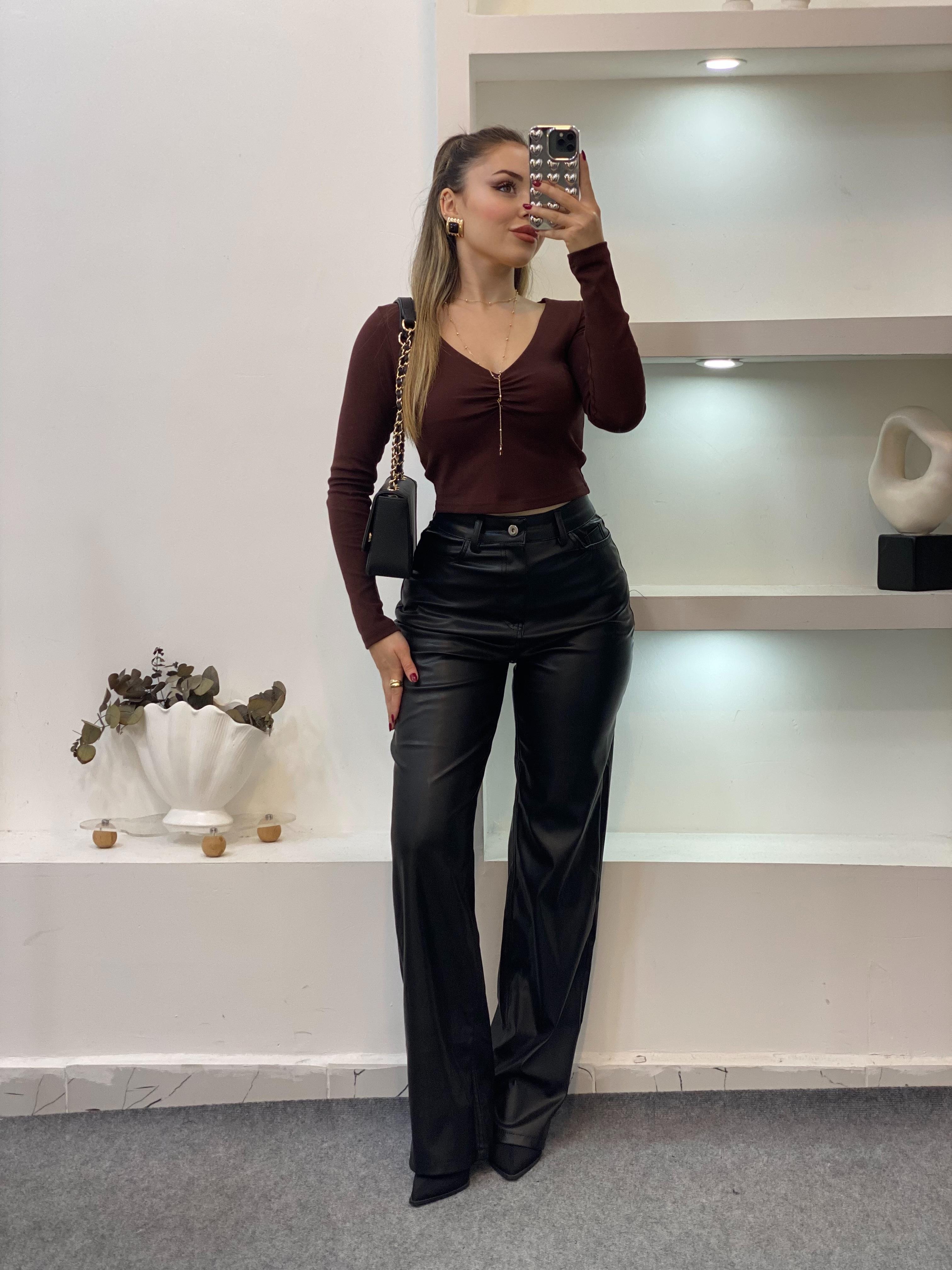 Kahve Yakası Büzgülü Basic Bluz