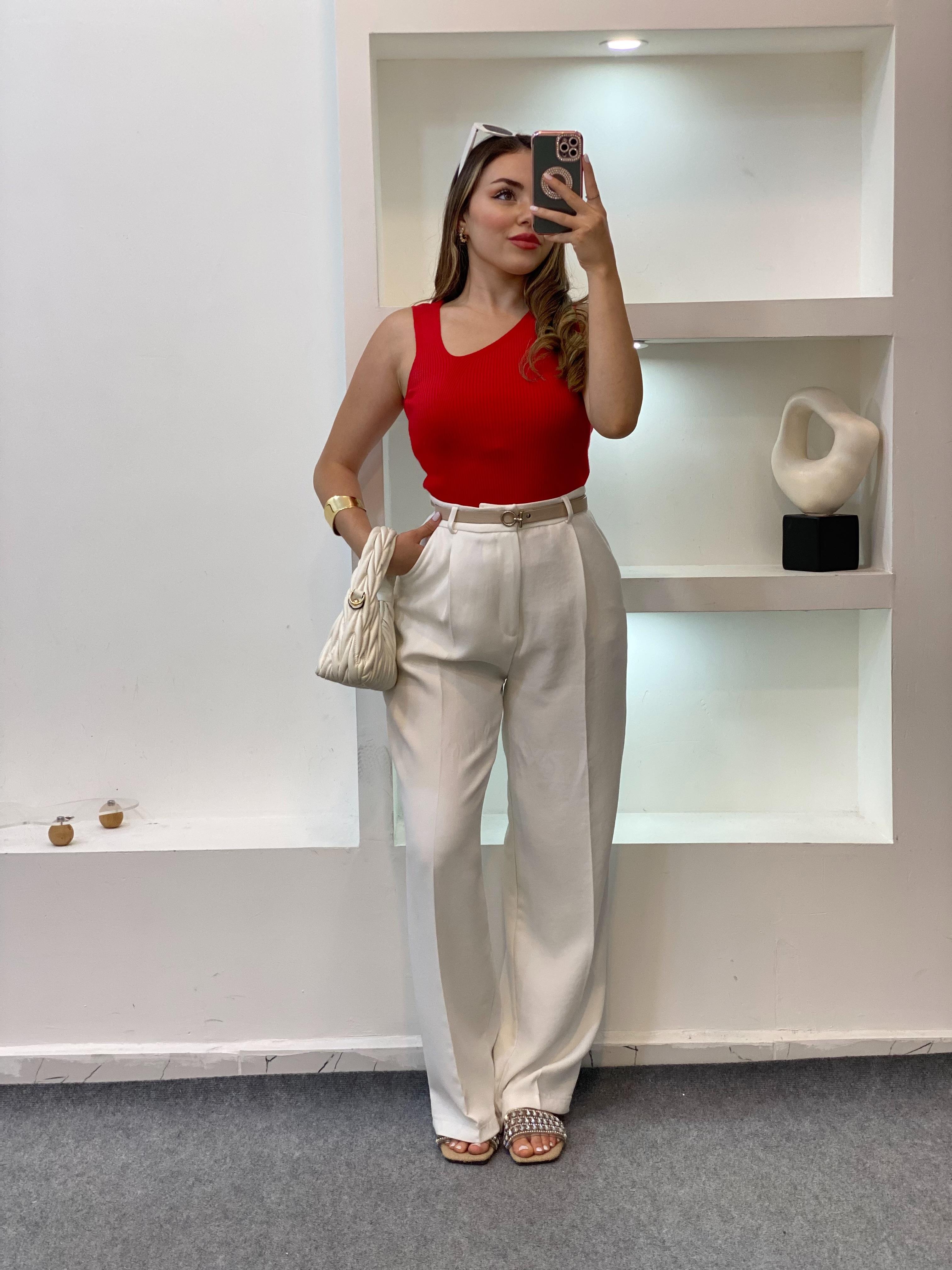 Kırmızı Asimetrik Yaka Triko Bluz