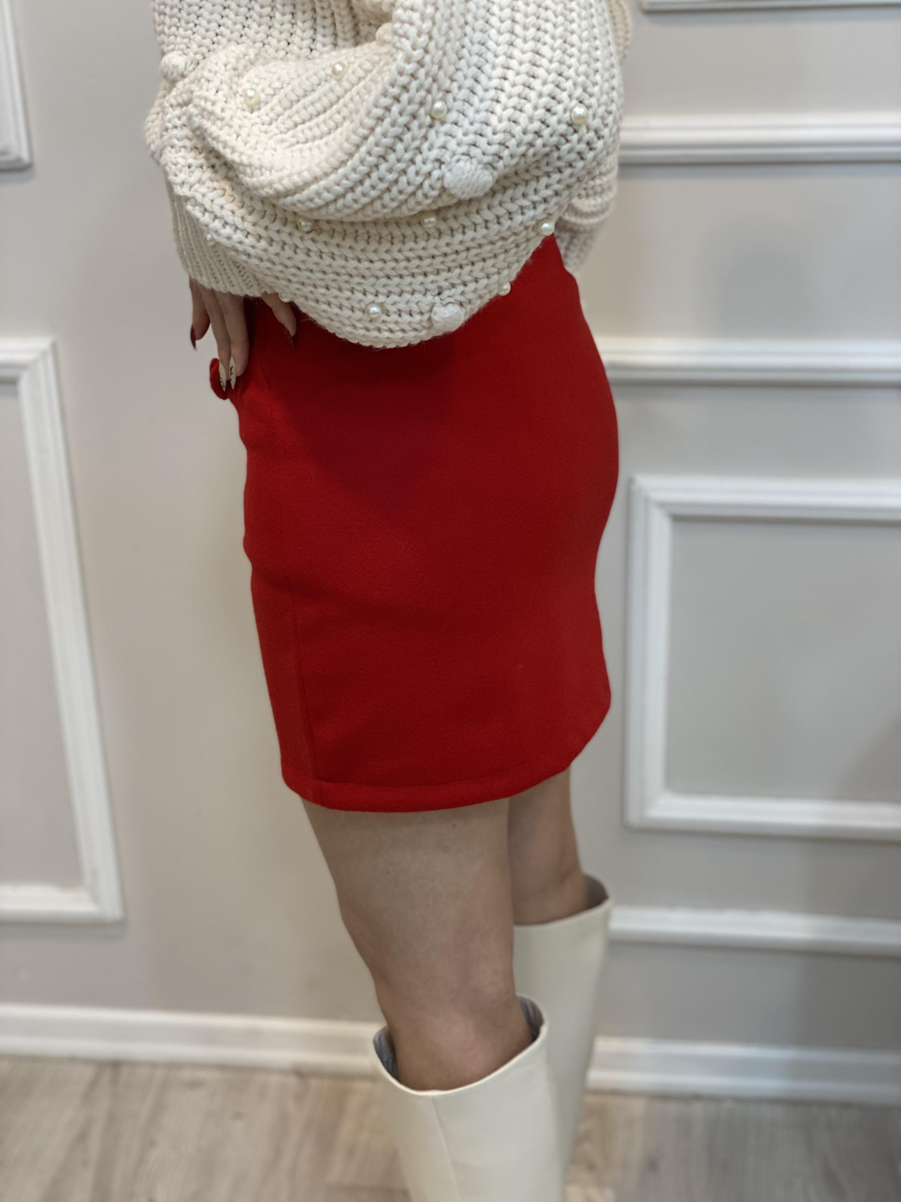 Kırmızı Kaşe Etek