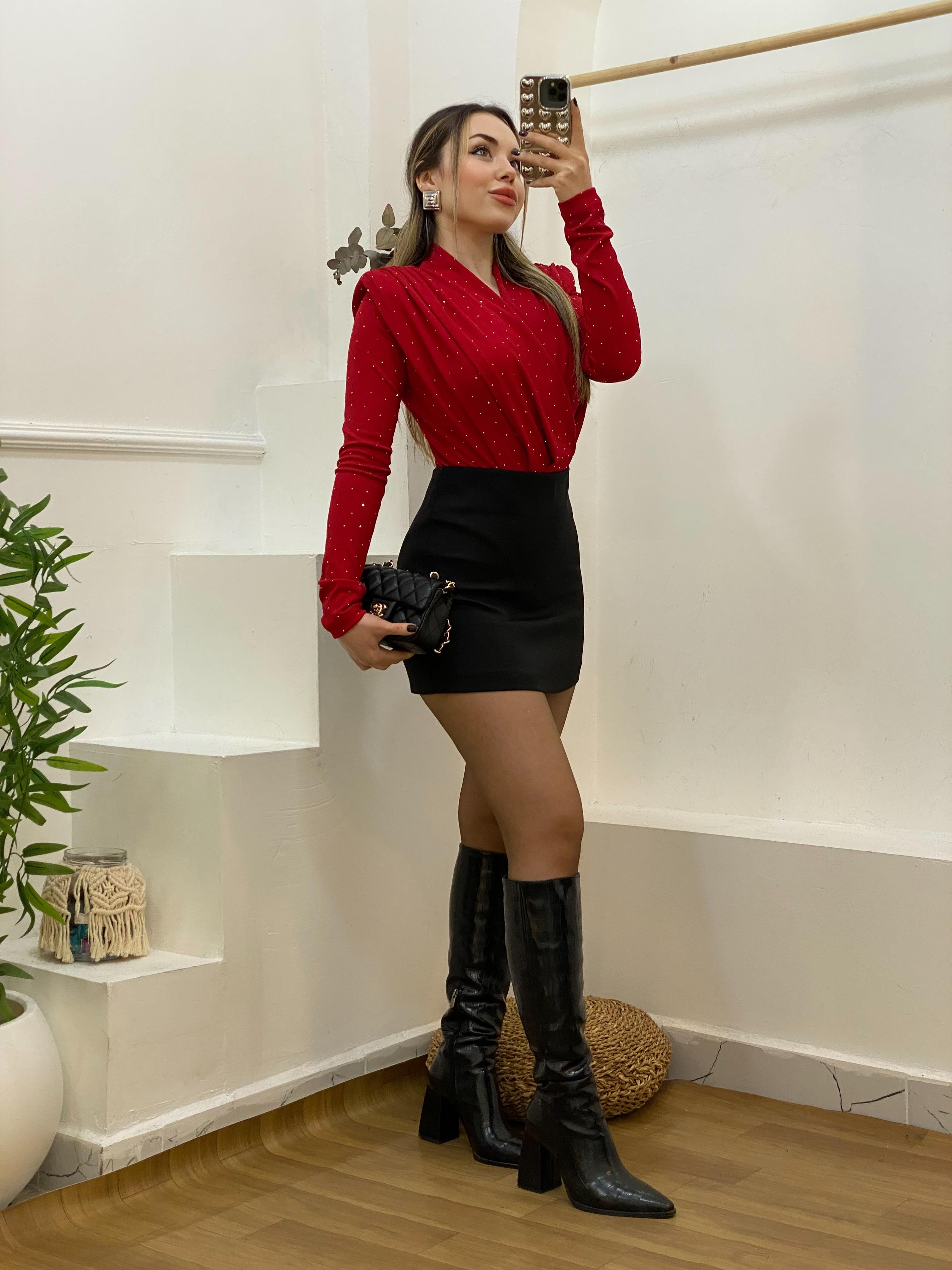 Kırmızı Ön Ve Arkası Taşlı Bodysuit