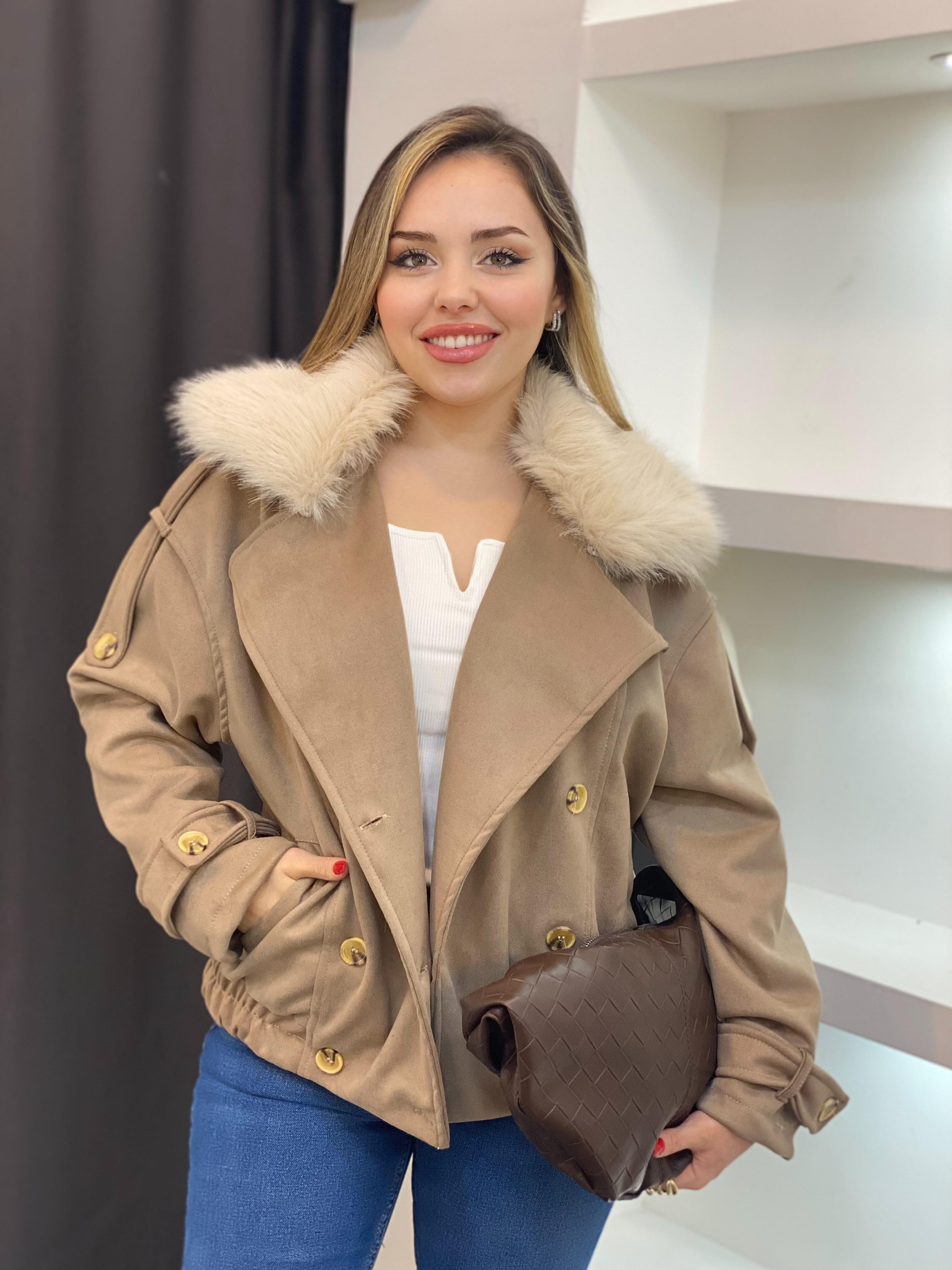 Koyu Bej Yaka Kürklü Süet Ceket
