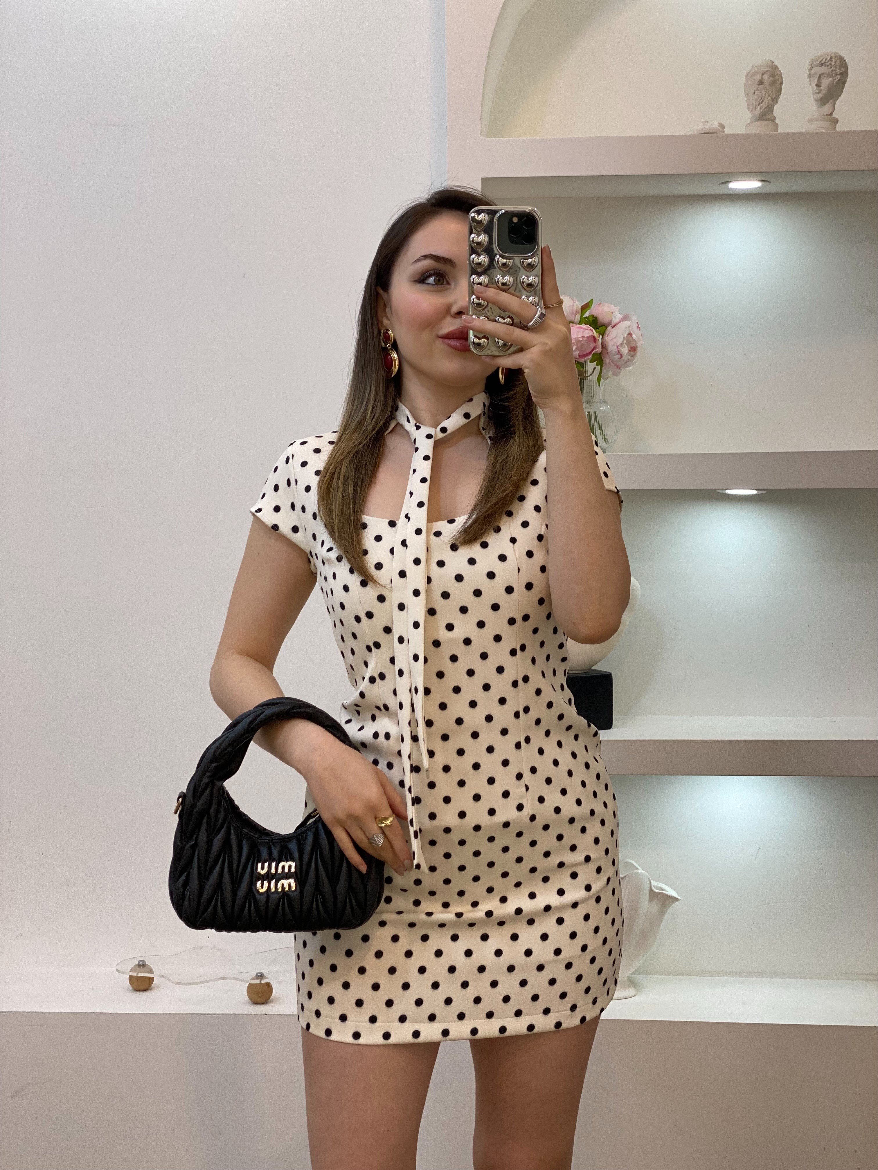 Marka Model Puantiyeli Elbise