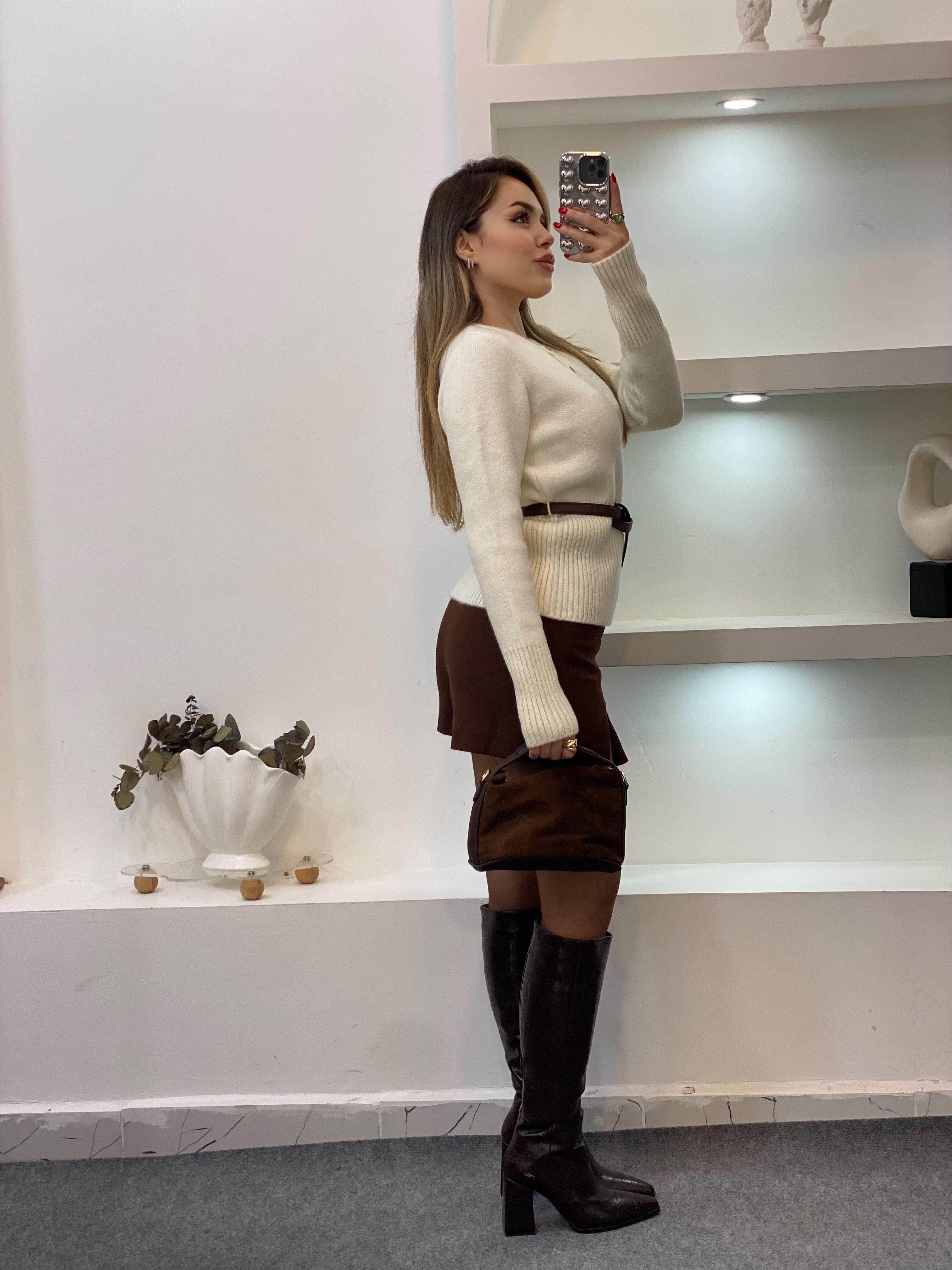 Nisan Marka Ekru Premium  Kemerli Hırka