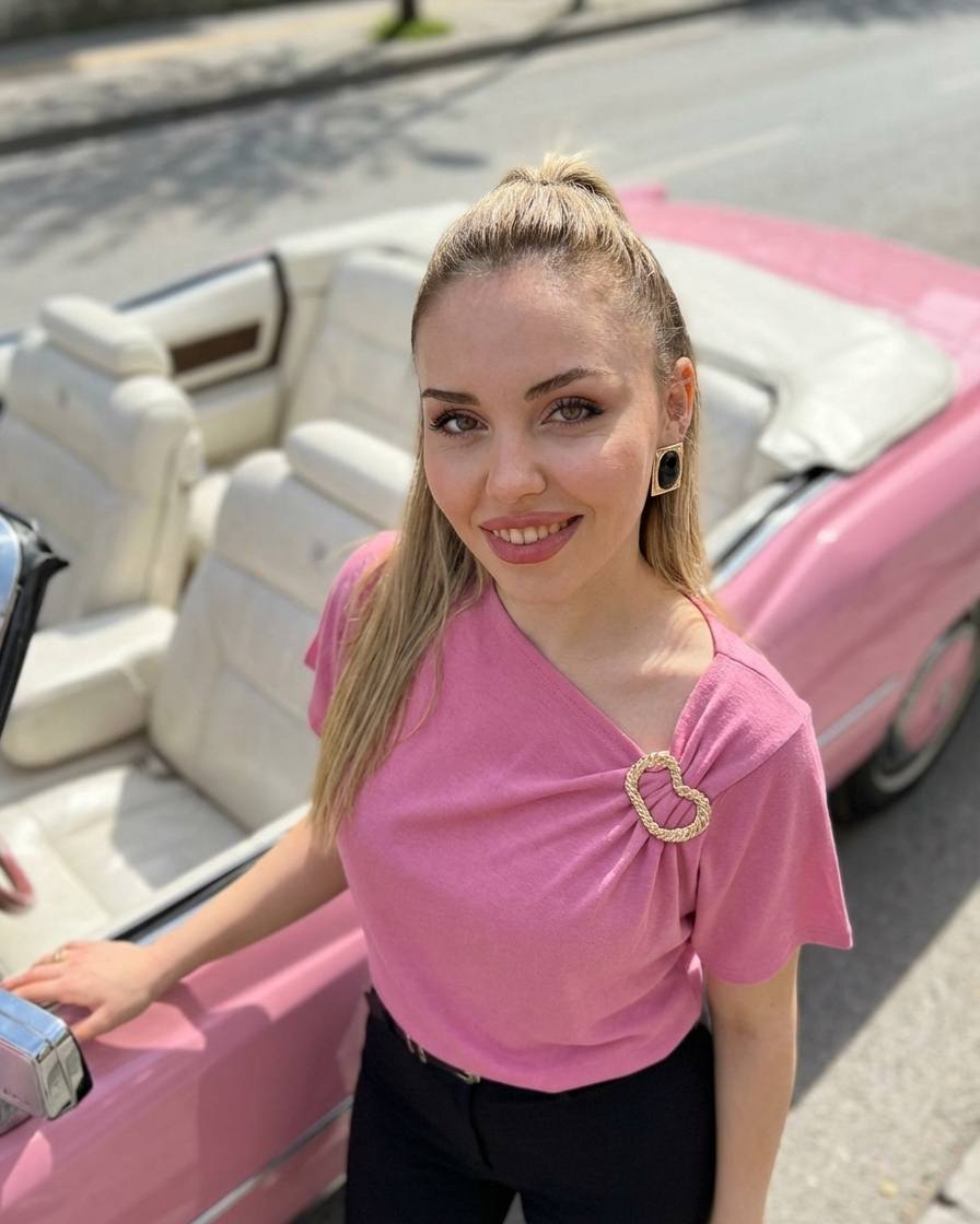 Pembe Omuz Gold Çıkarılabilir Broşlu Modal Bluz