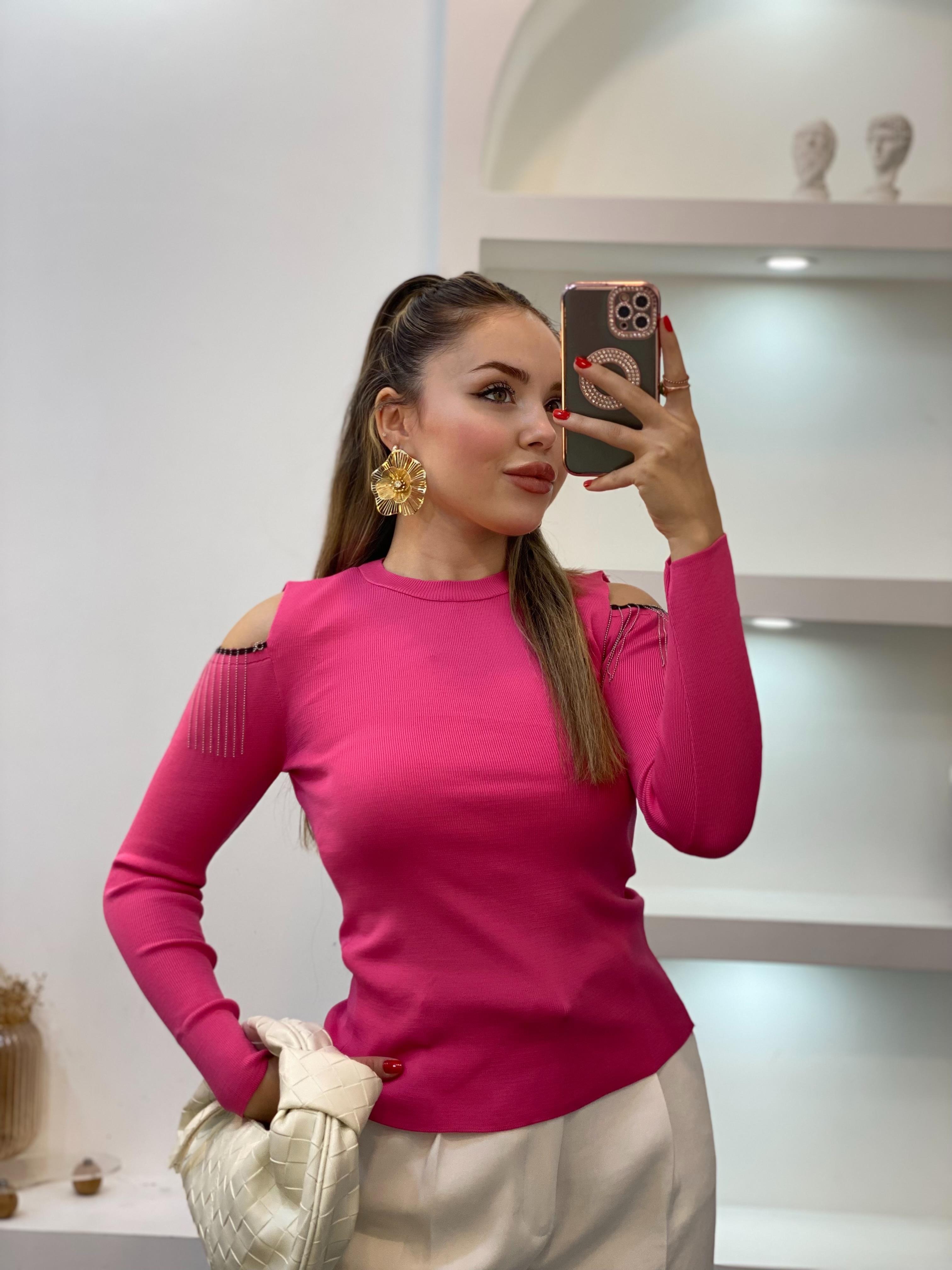Pembe Omuzları Pencereli Zincir Dikimli Triko