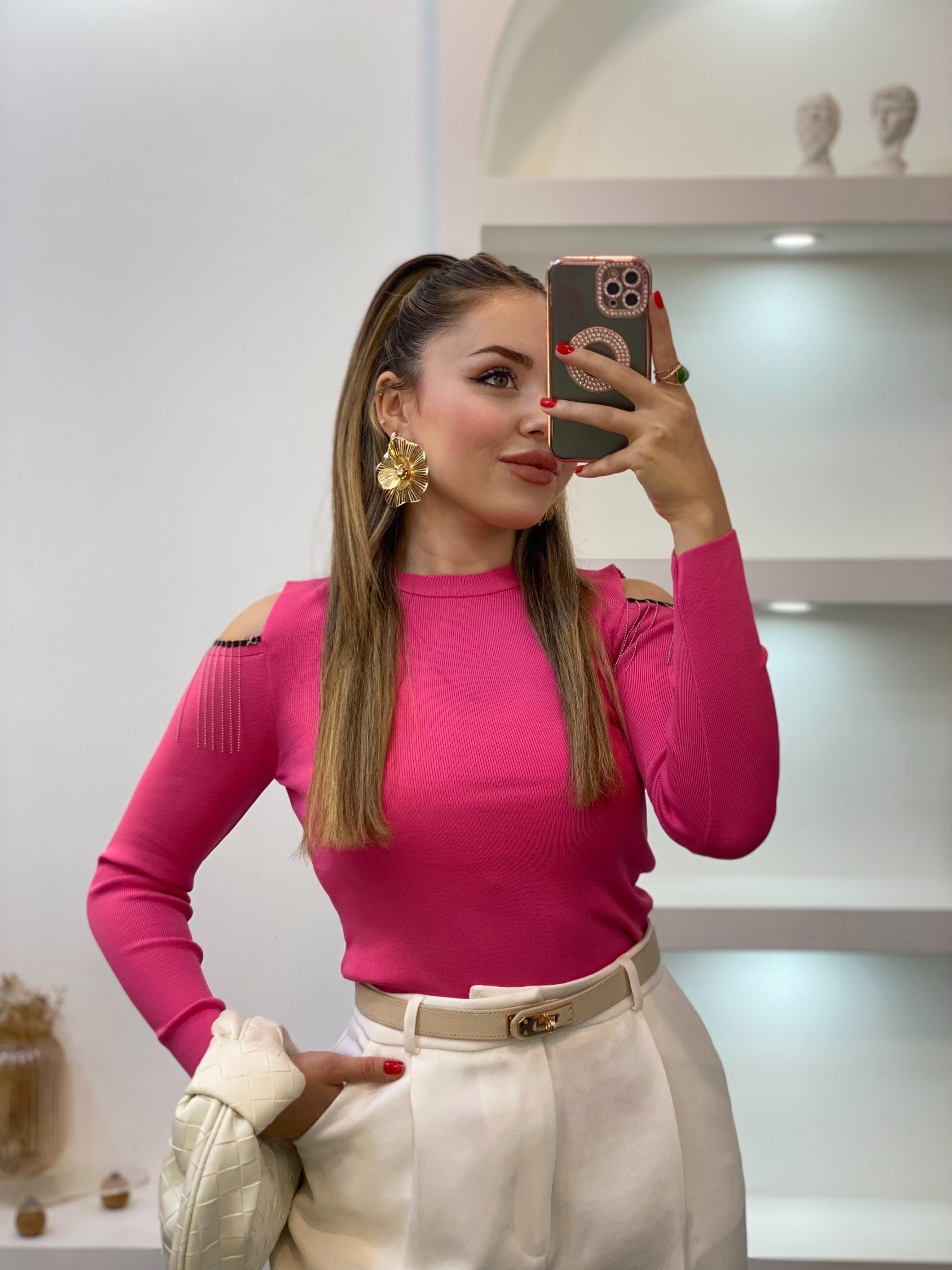 Pembe Omuzları Pencereli Zincir Dikimli Triko