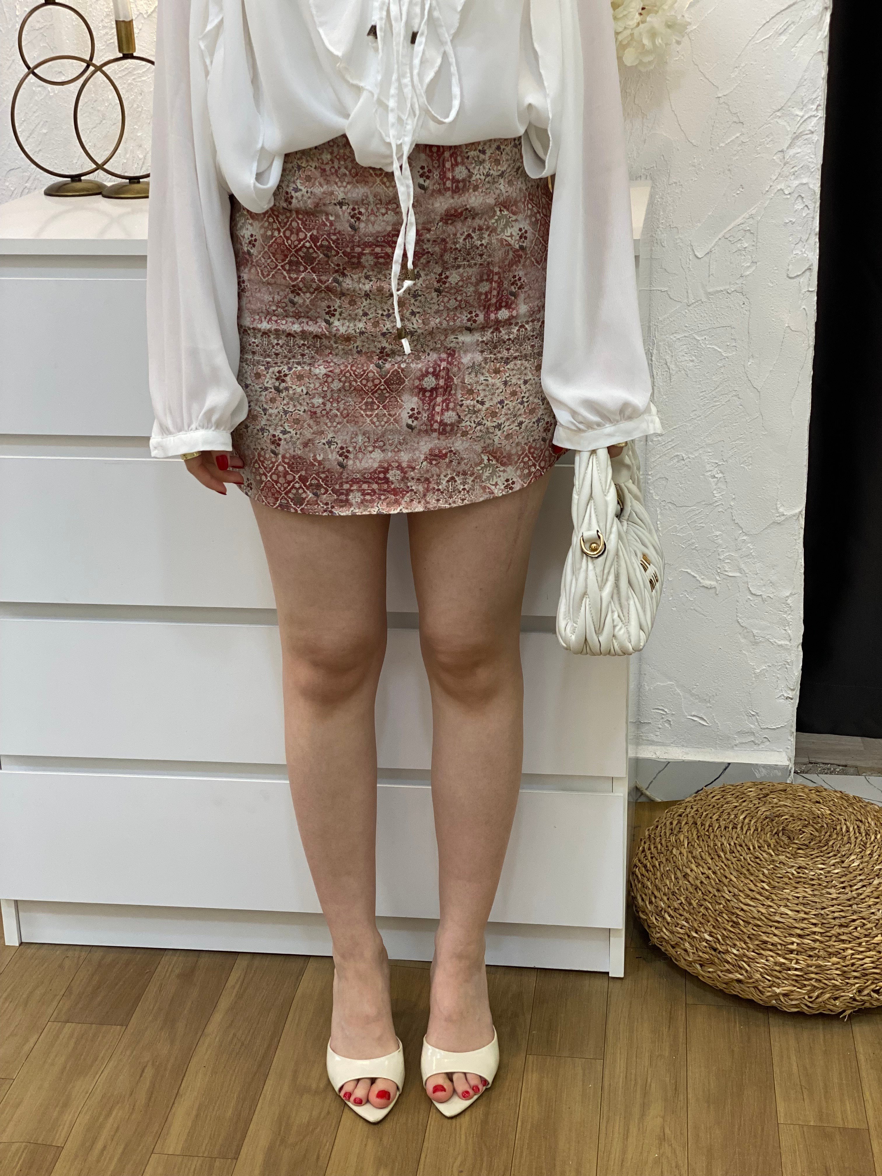 Q Marka Desenli Etek