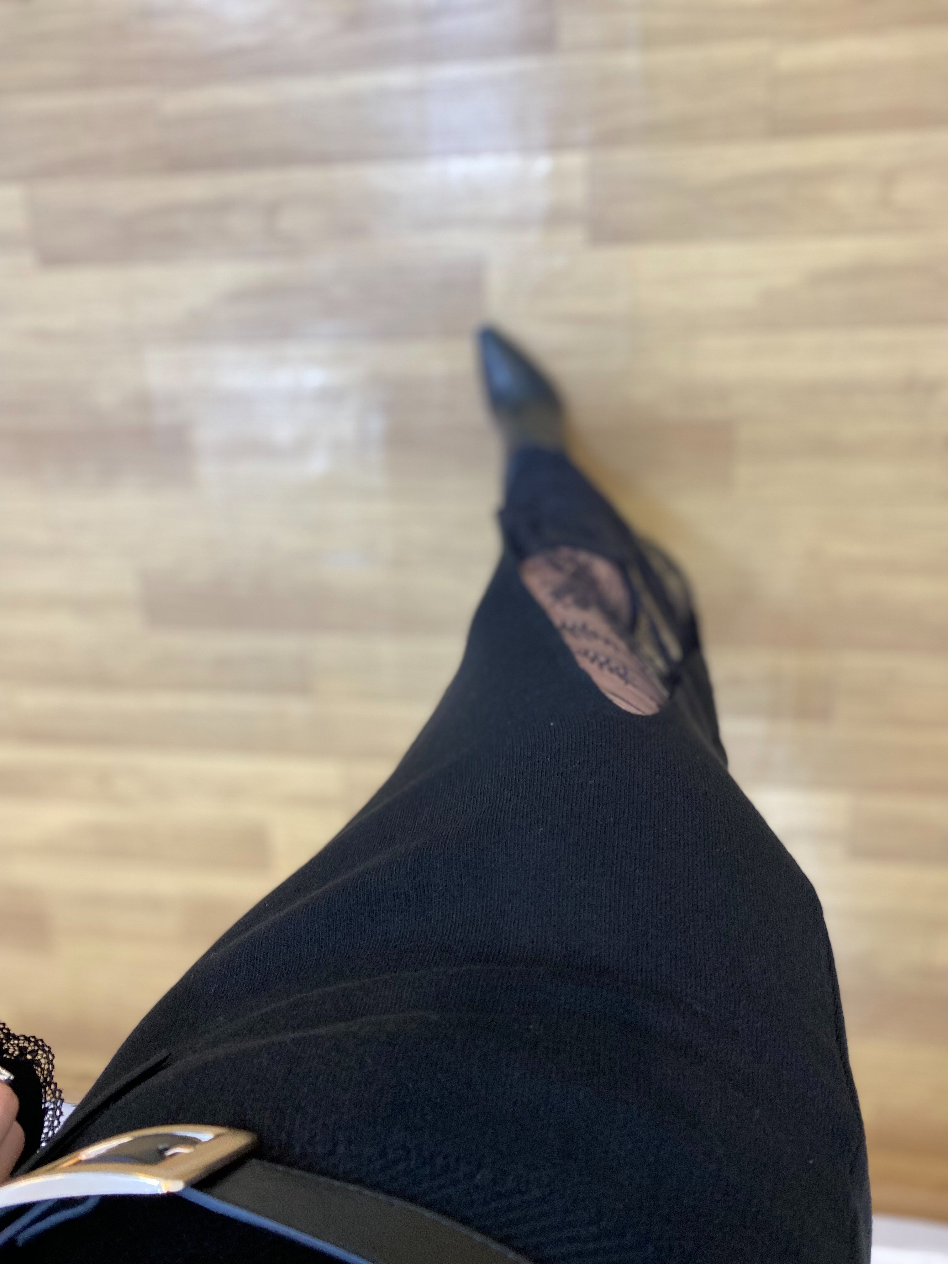 Q Marka Siyah Dantel Detaylı Triko Etek