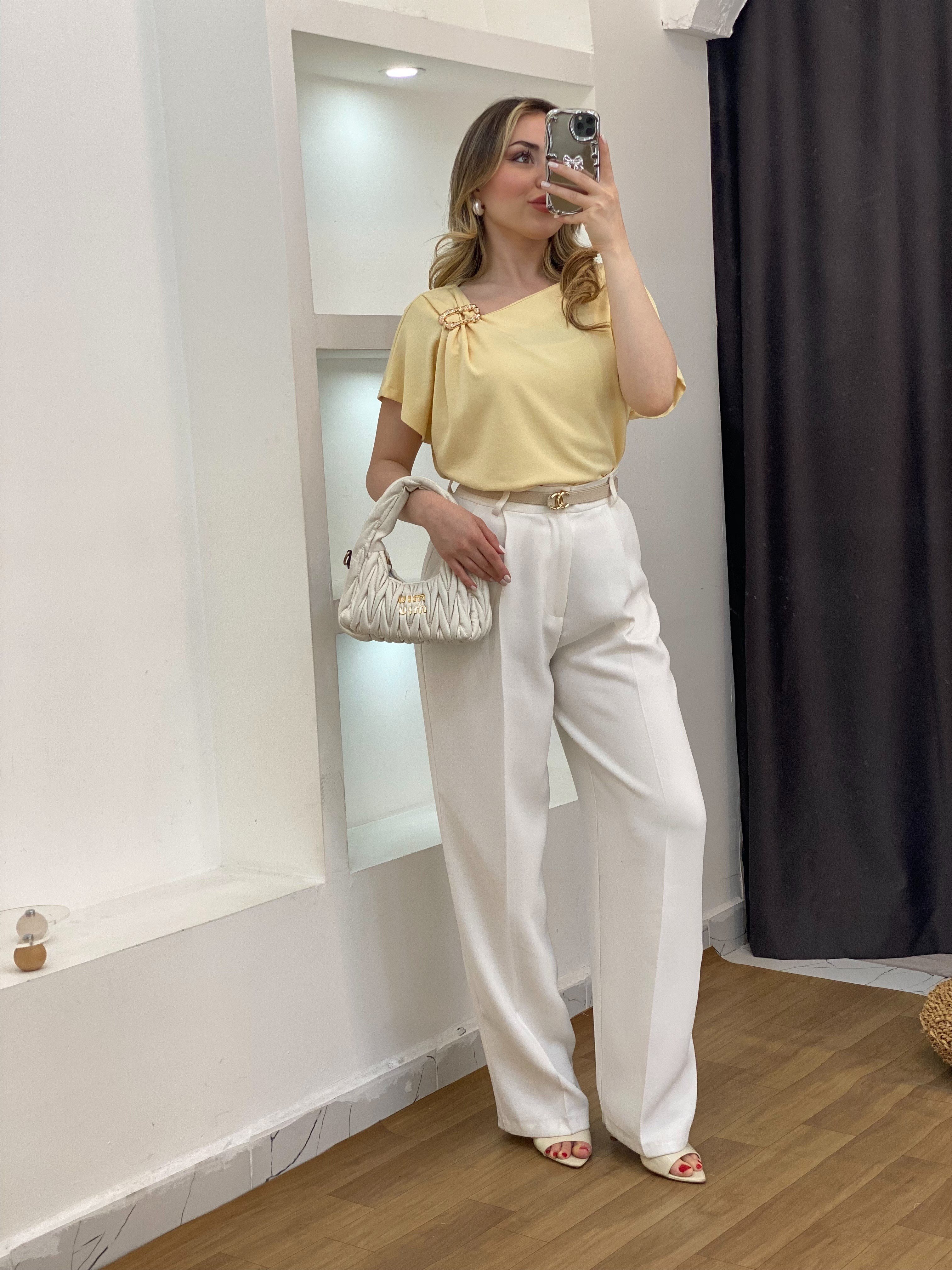 Sarı Omuz Gold Çıkarılabilir Broşlu Modal Bluz