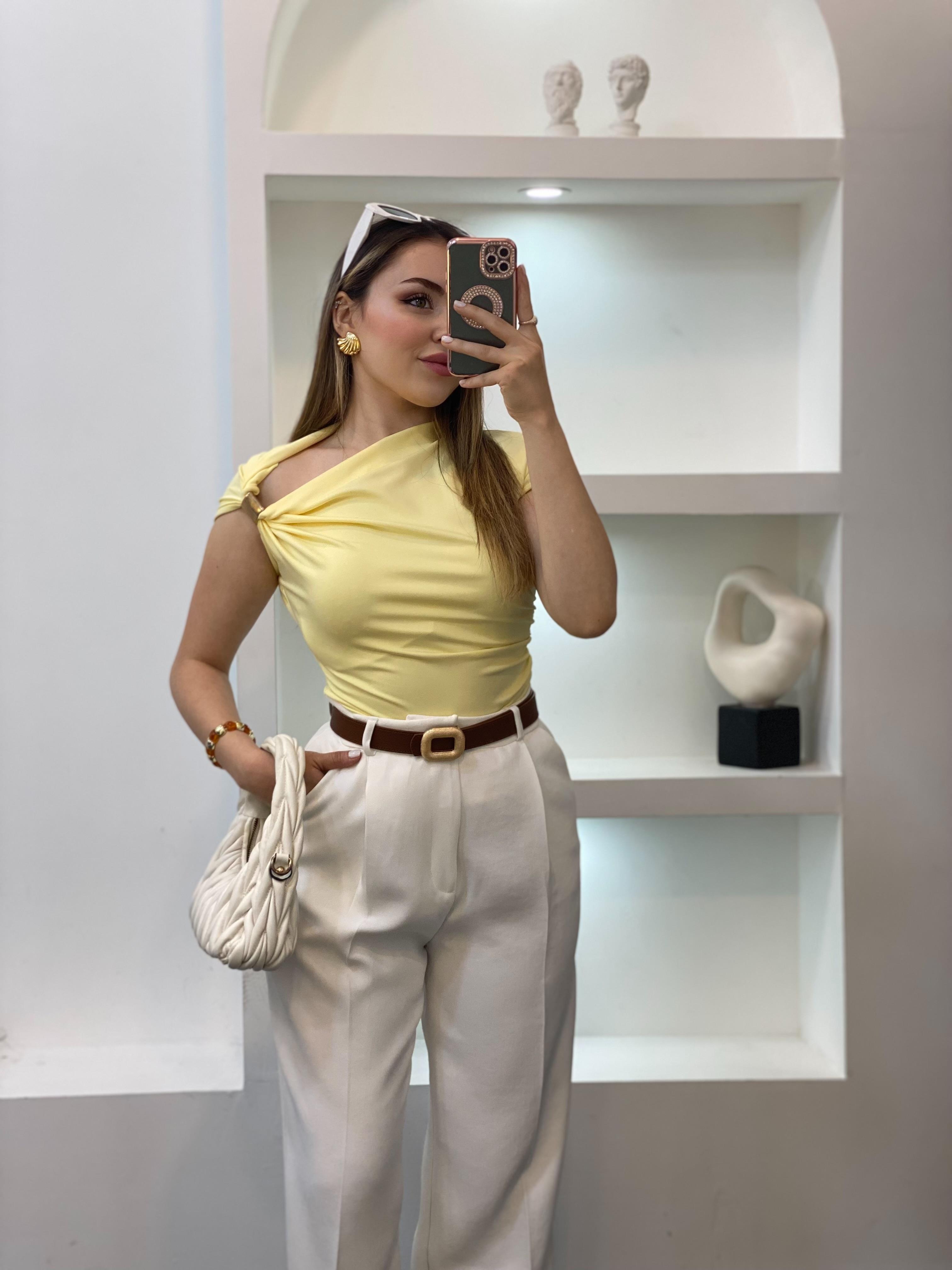Sarı Omuz Gold Tokalı Bluz