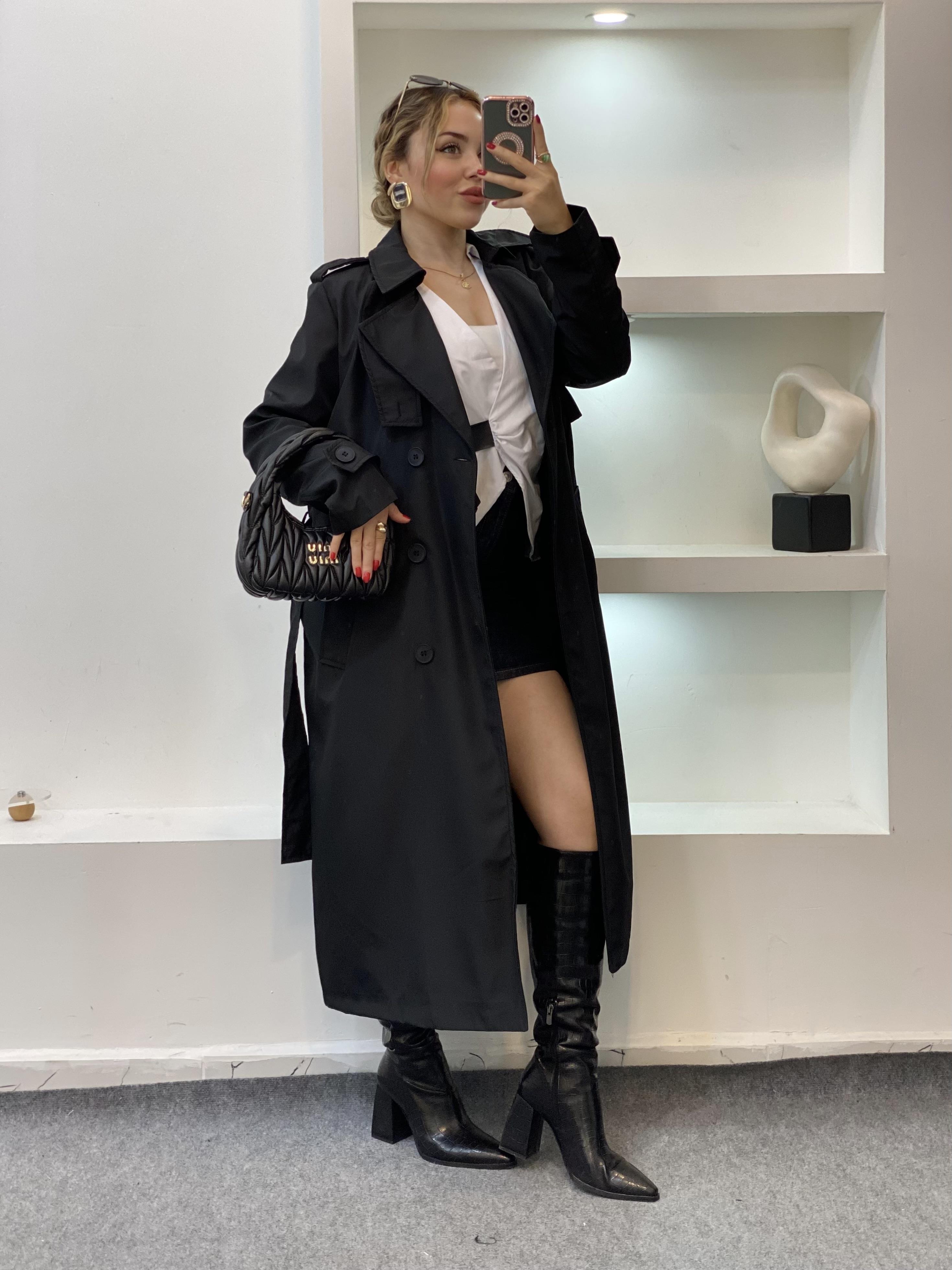 Siyah Apoletli Su Geçirmez Model Maxi Boy Trenç