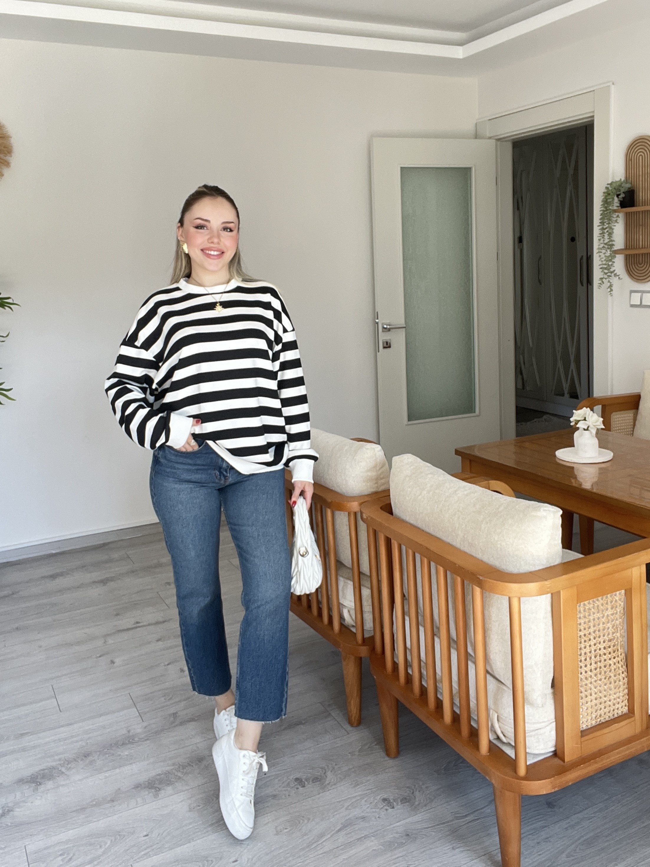 Siyah Beyaz Çizgili Oversize Modal Sweatshirt 