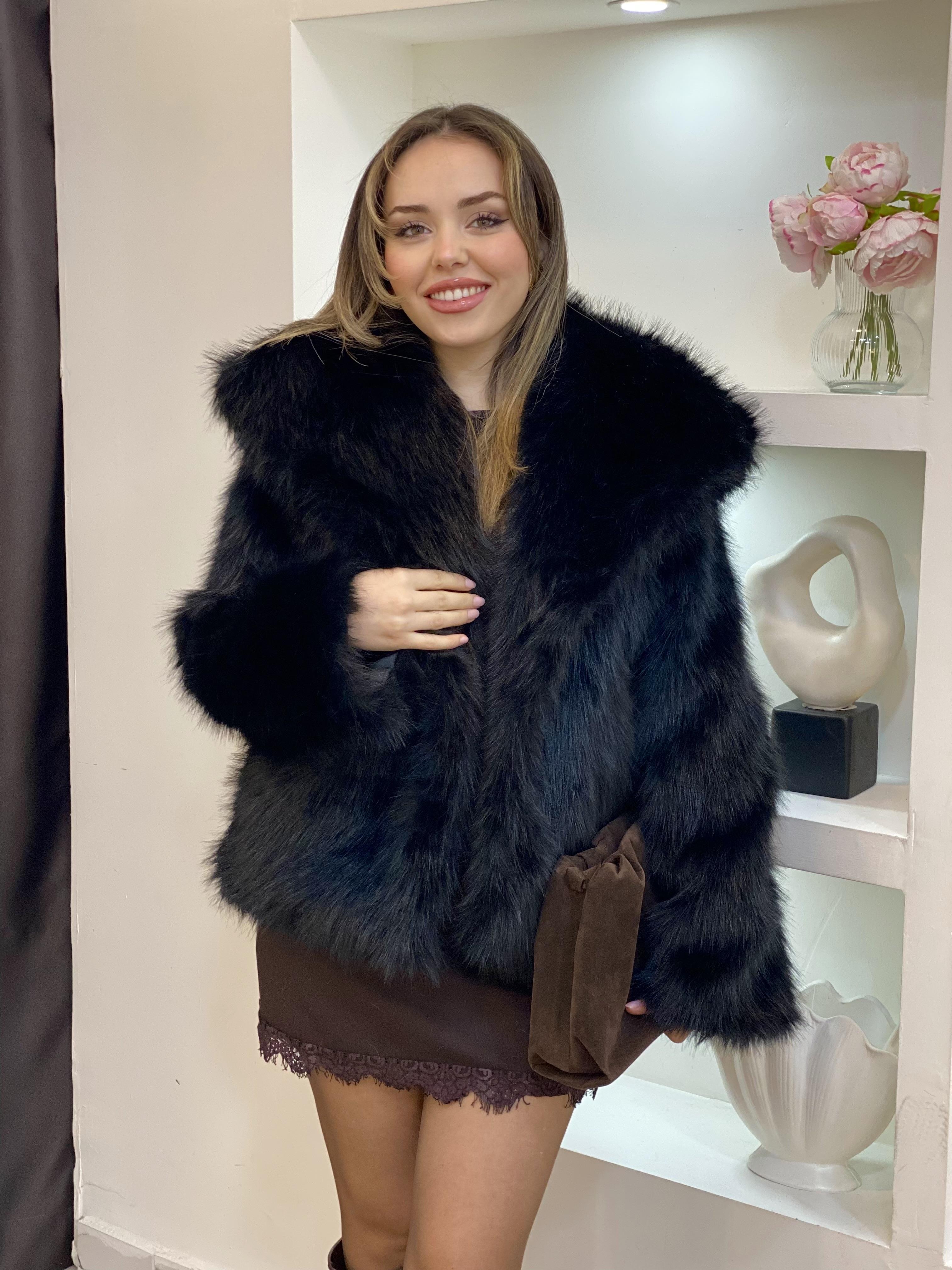 Siyah Geniş Yakalı İthal Kürk