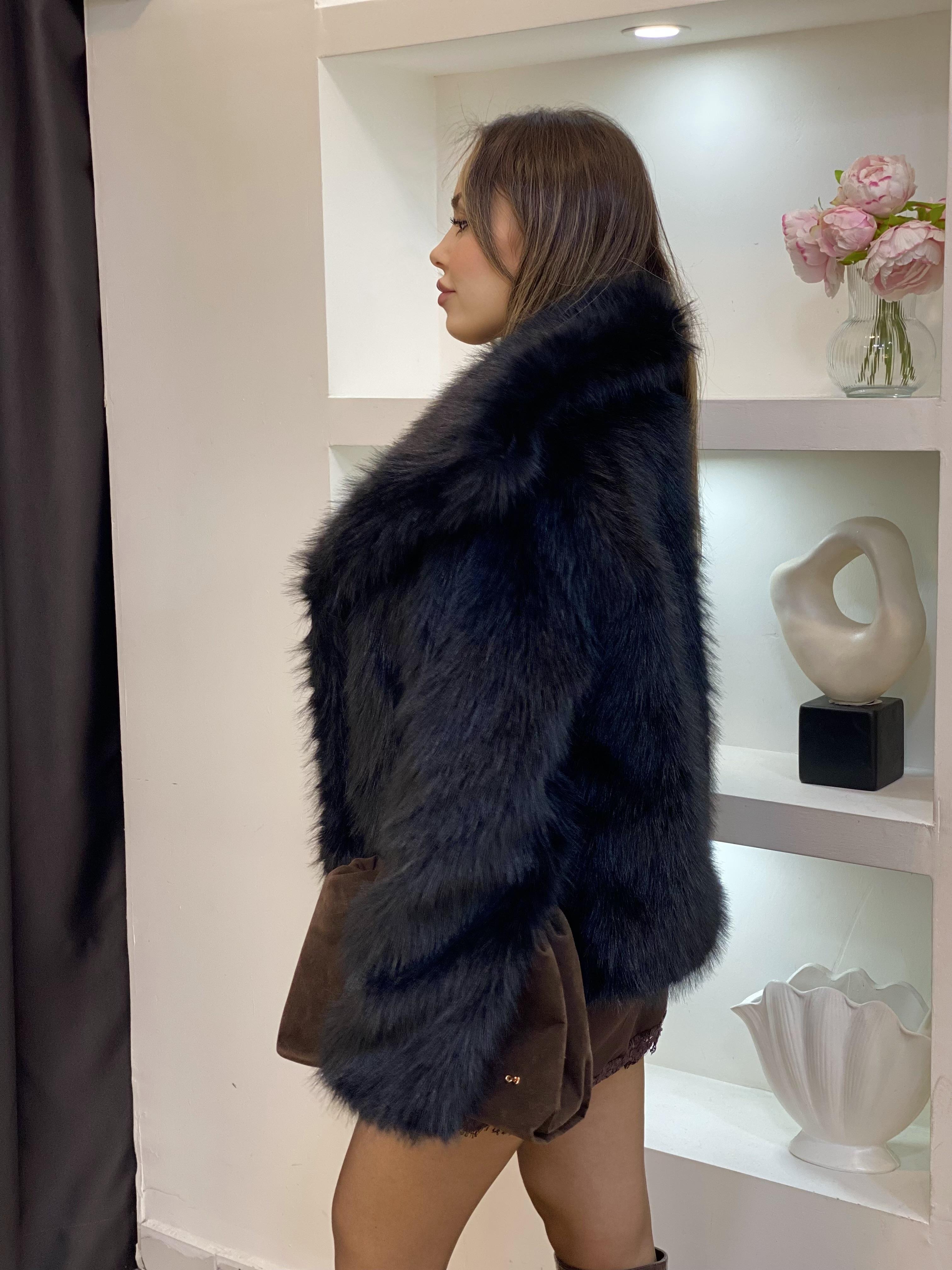 Siyah Geniş Yakalı İthal Kürk