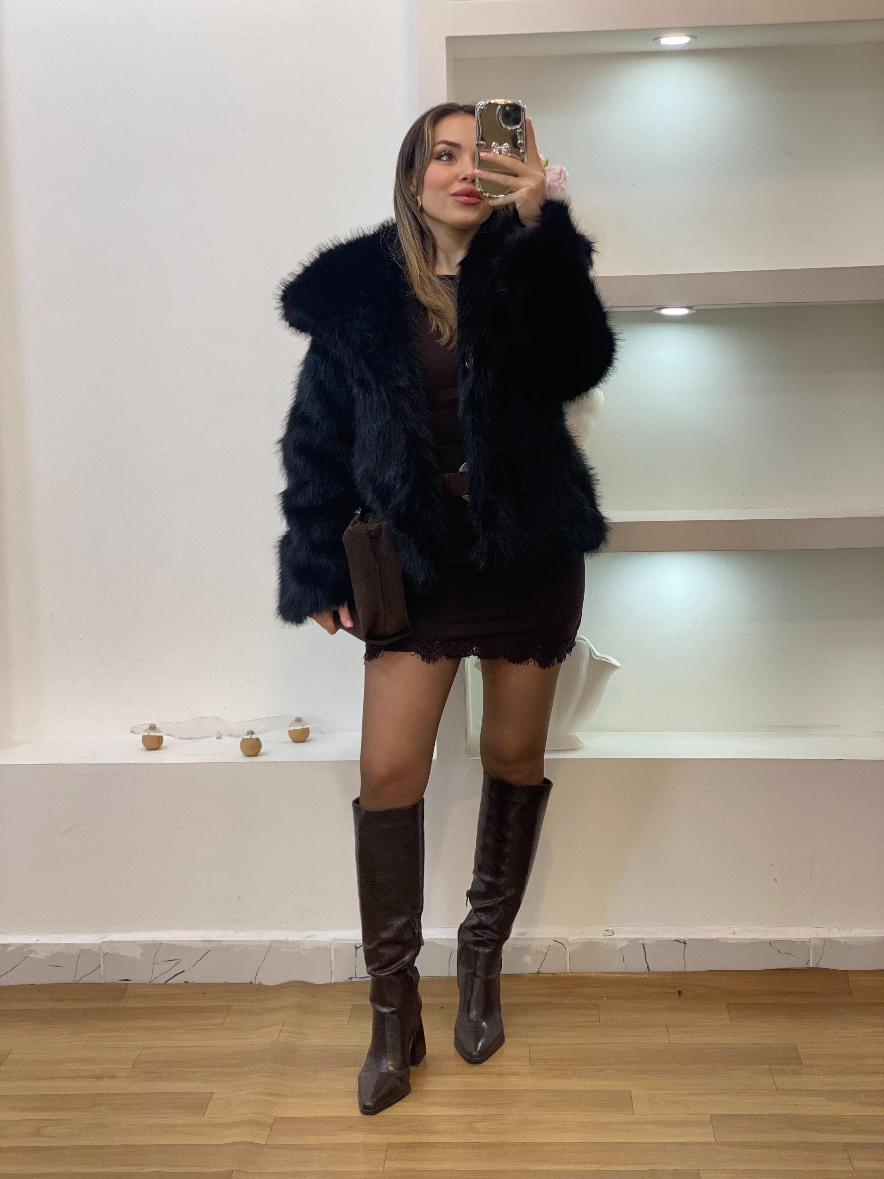 Siyah Geniş Yakalı İthal Kürk