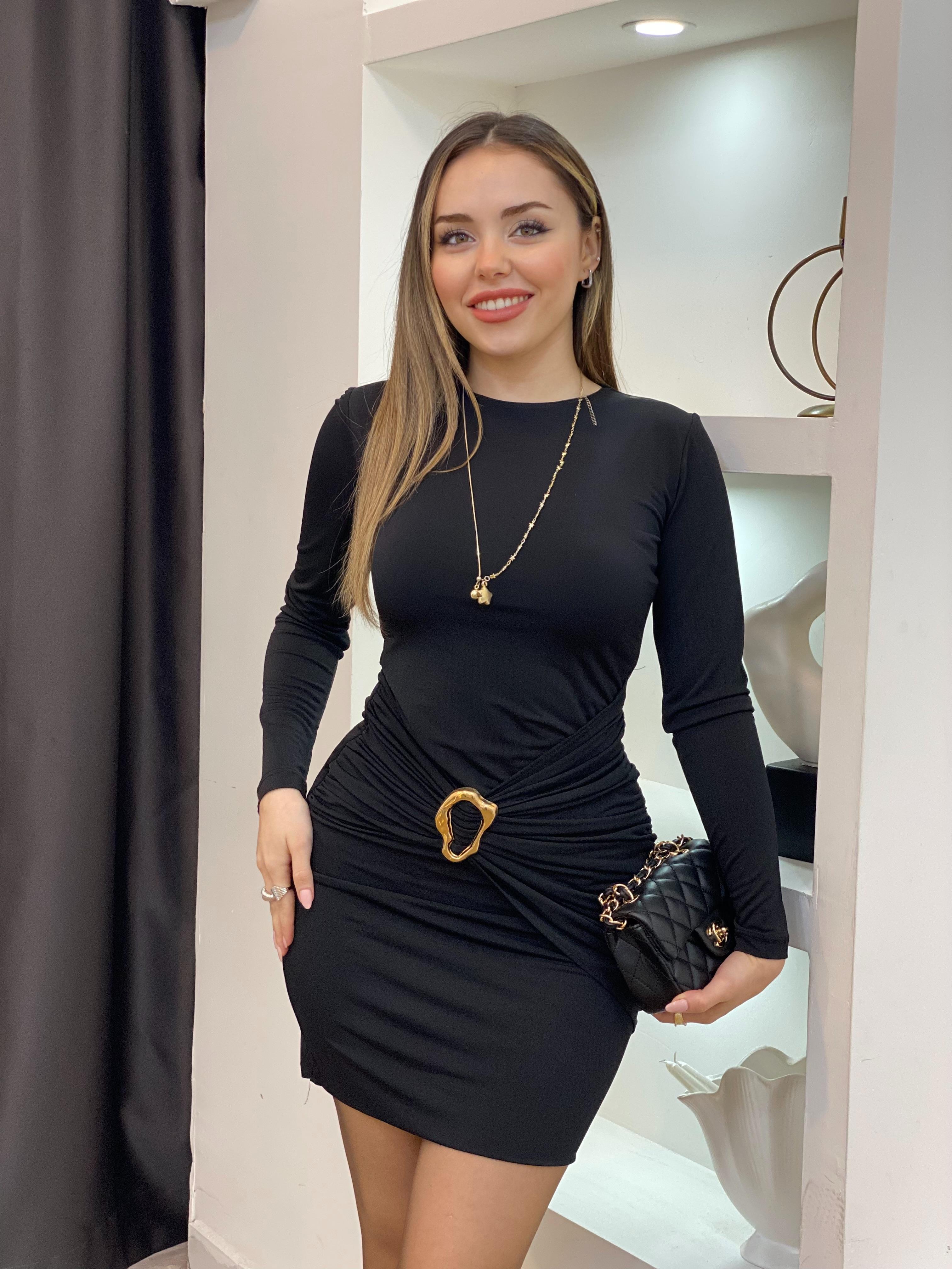 Siyah Gold Broş Detaylı Elbise