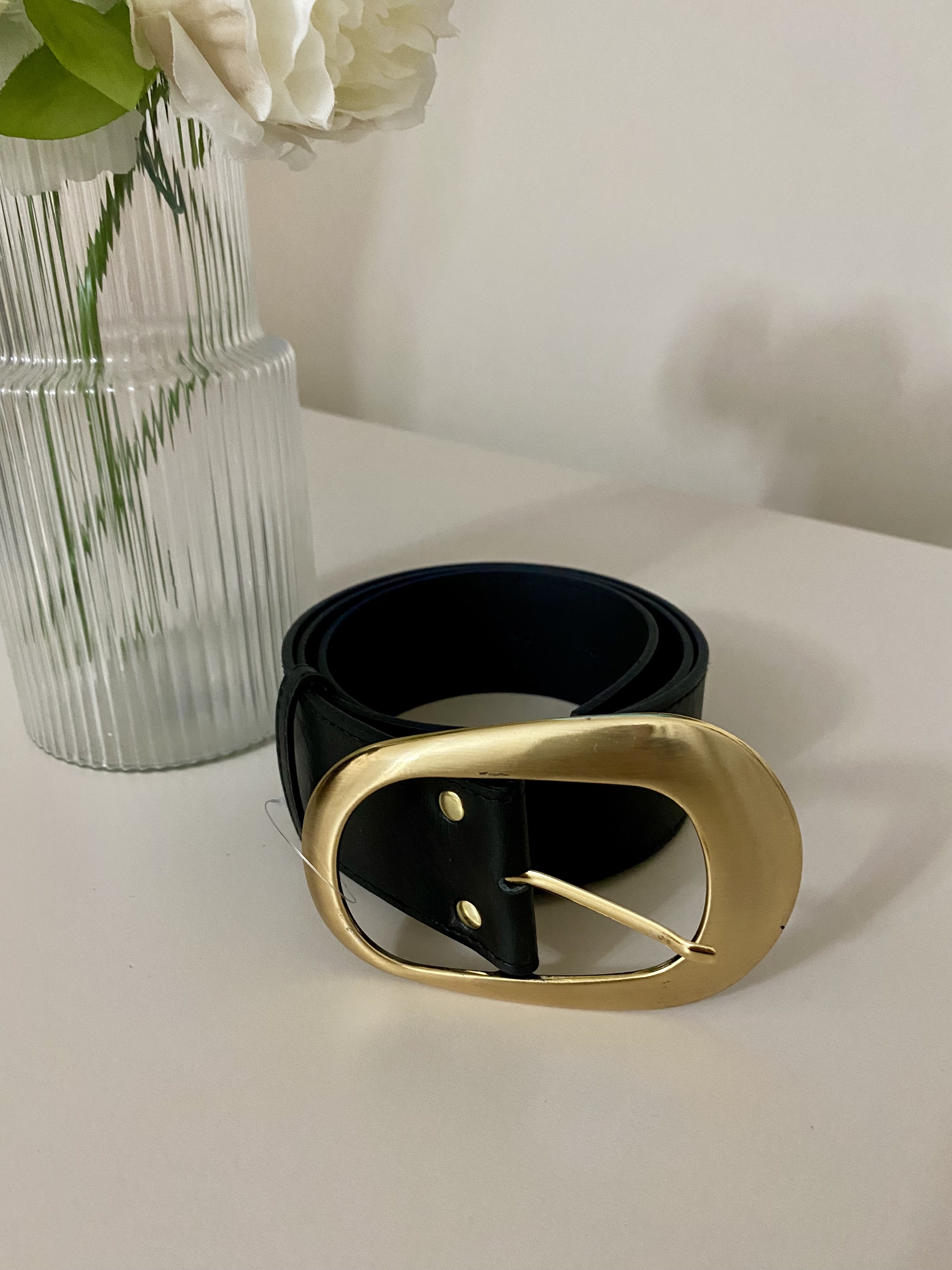 Siyah Gold Büyük Tokalı Deri Kemer
