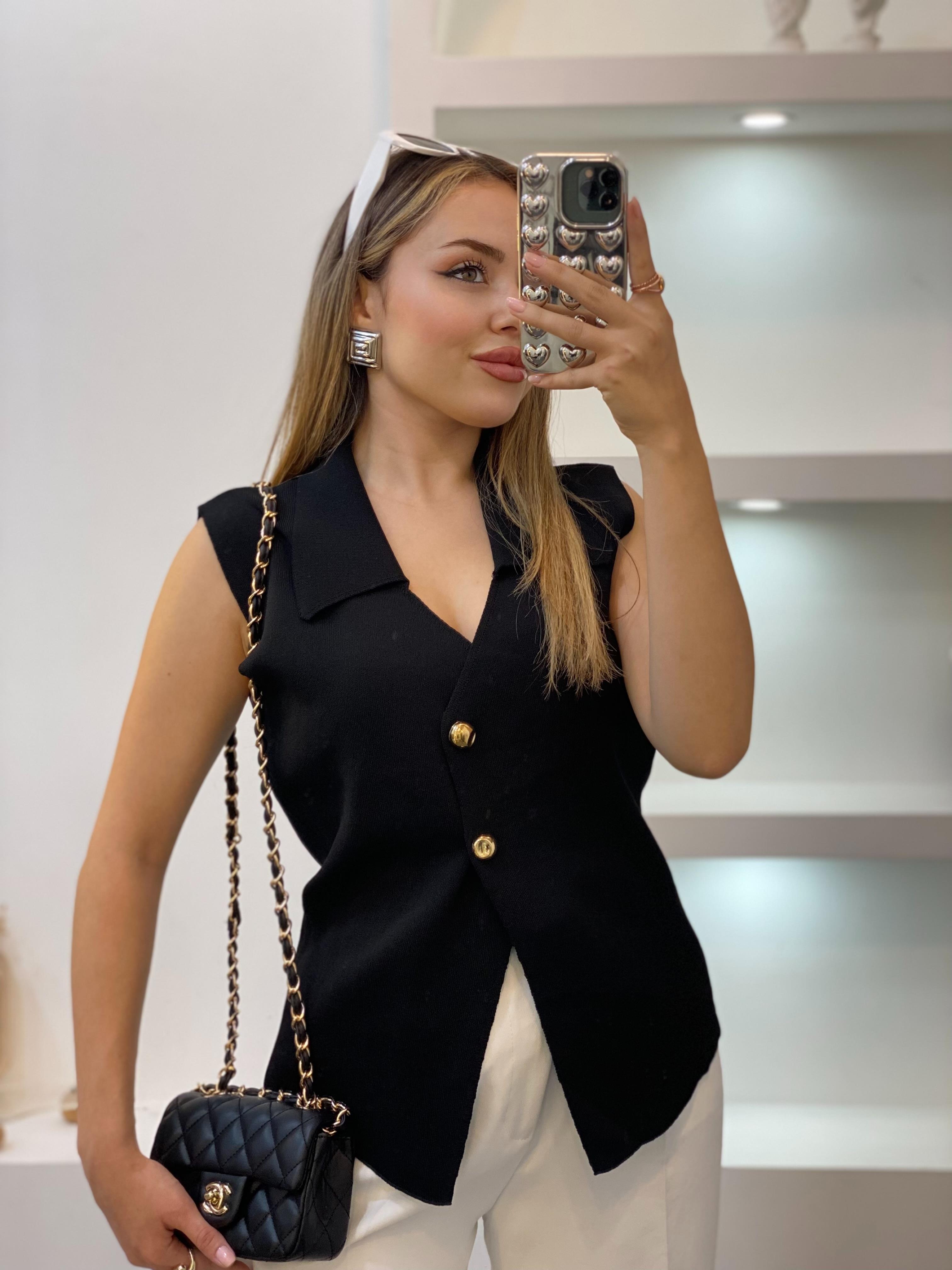 Siyah Gold Düğmeli Triko