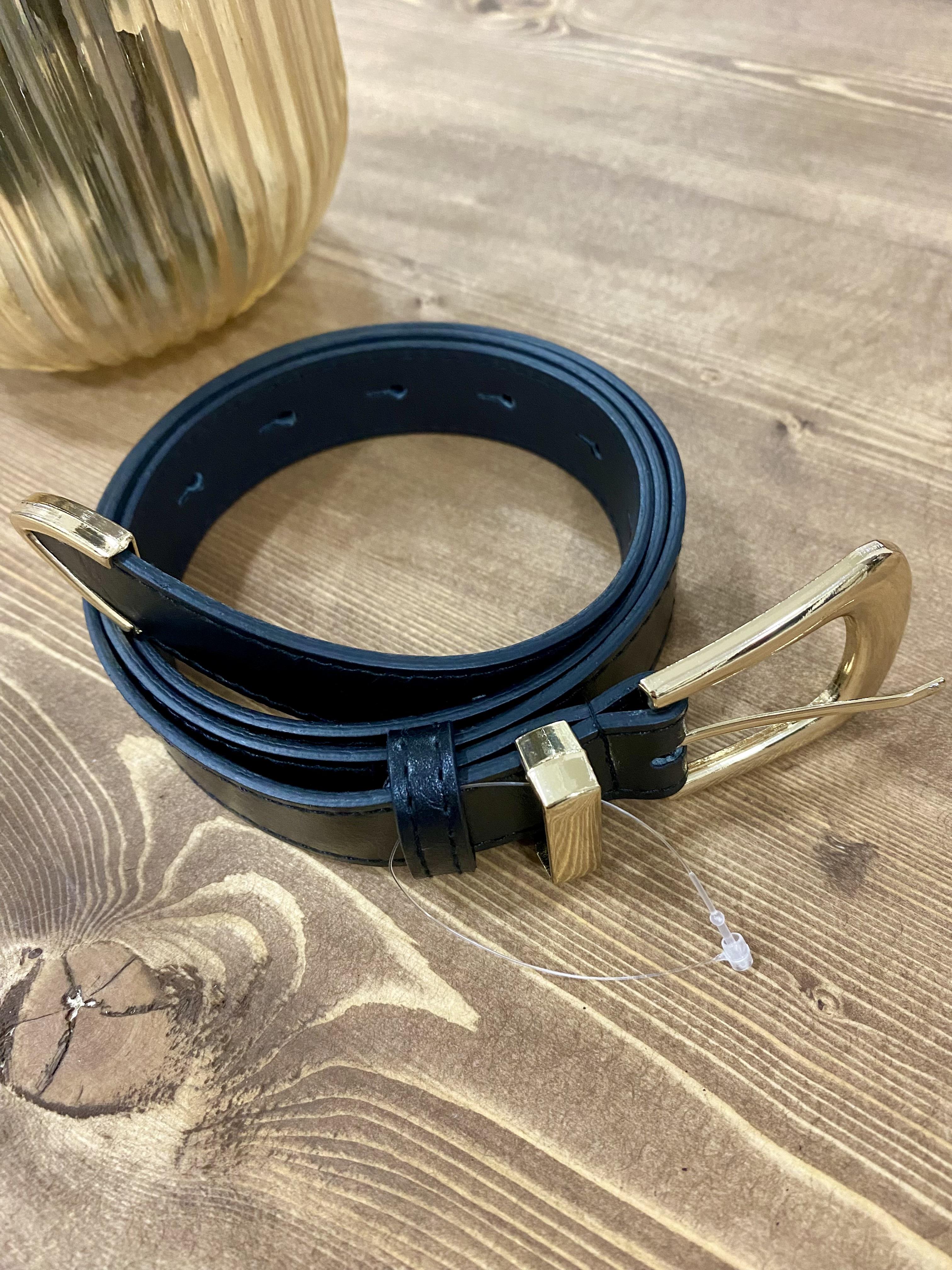 Siyah Gold Oval Tokalı Deri Kemer