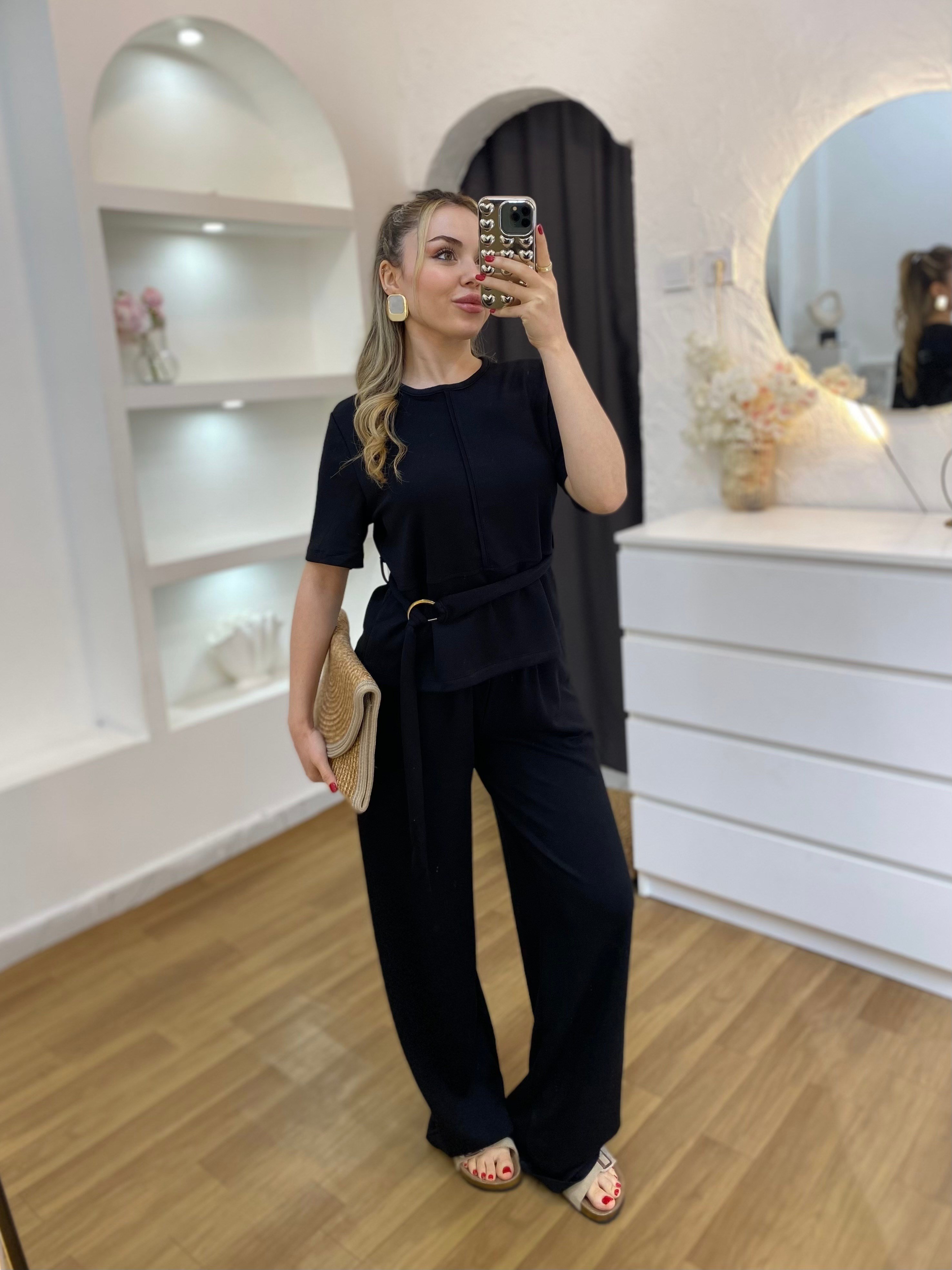 Siyah Kemerli Model Modal Takım
