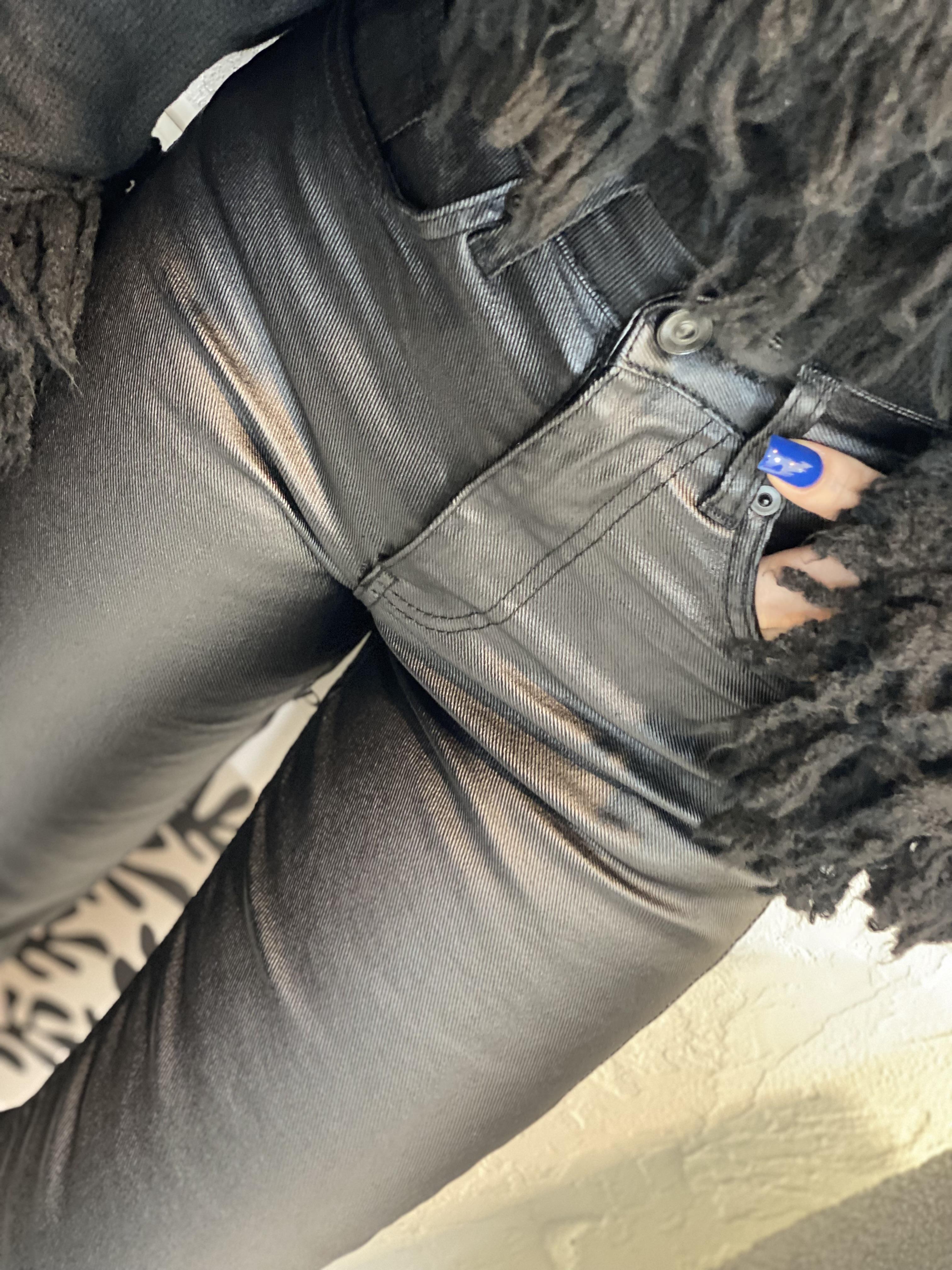 Siyah Mumlu Yüksek Bel Boyfit Jean 