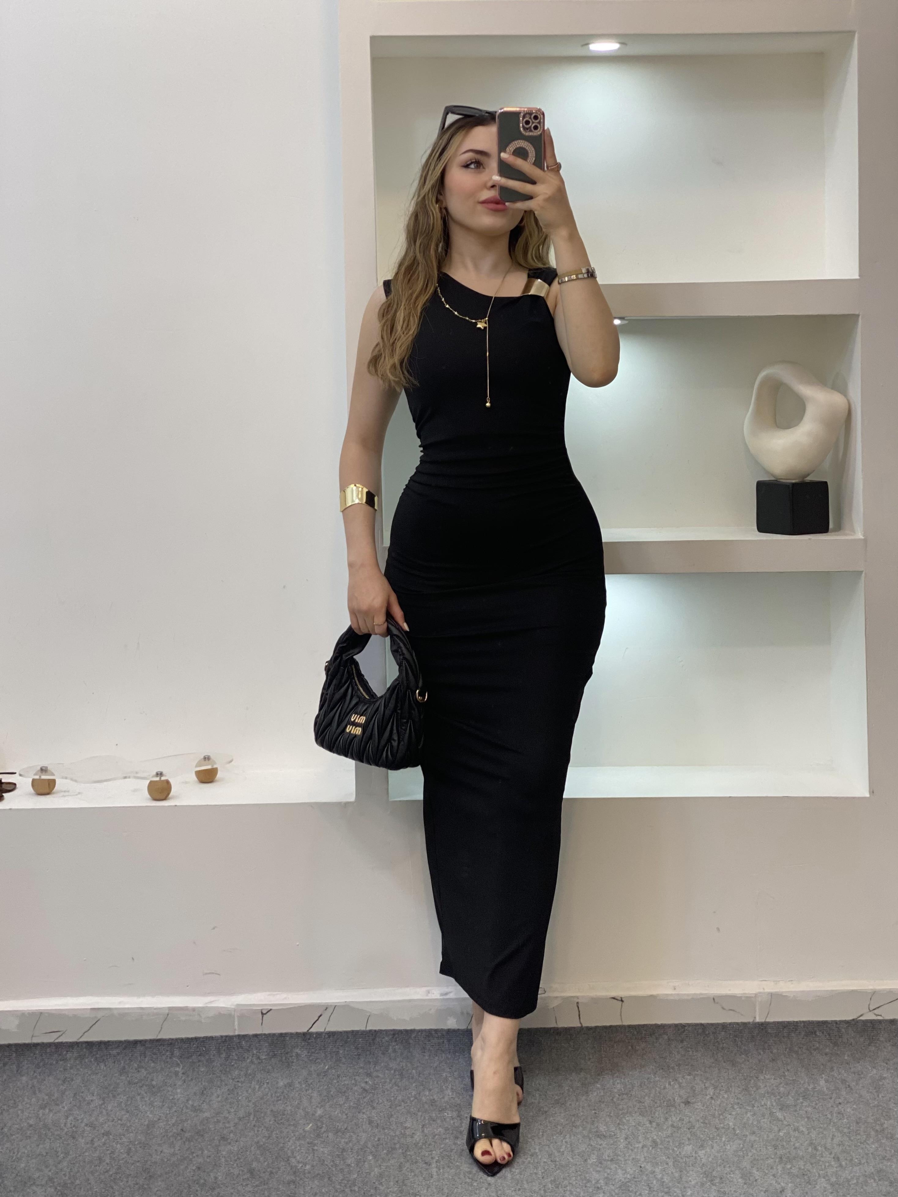 Siyah Omuz Gold Tokalı Elbise