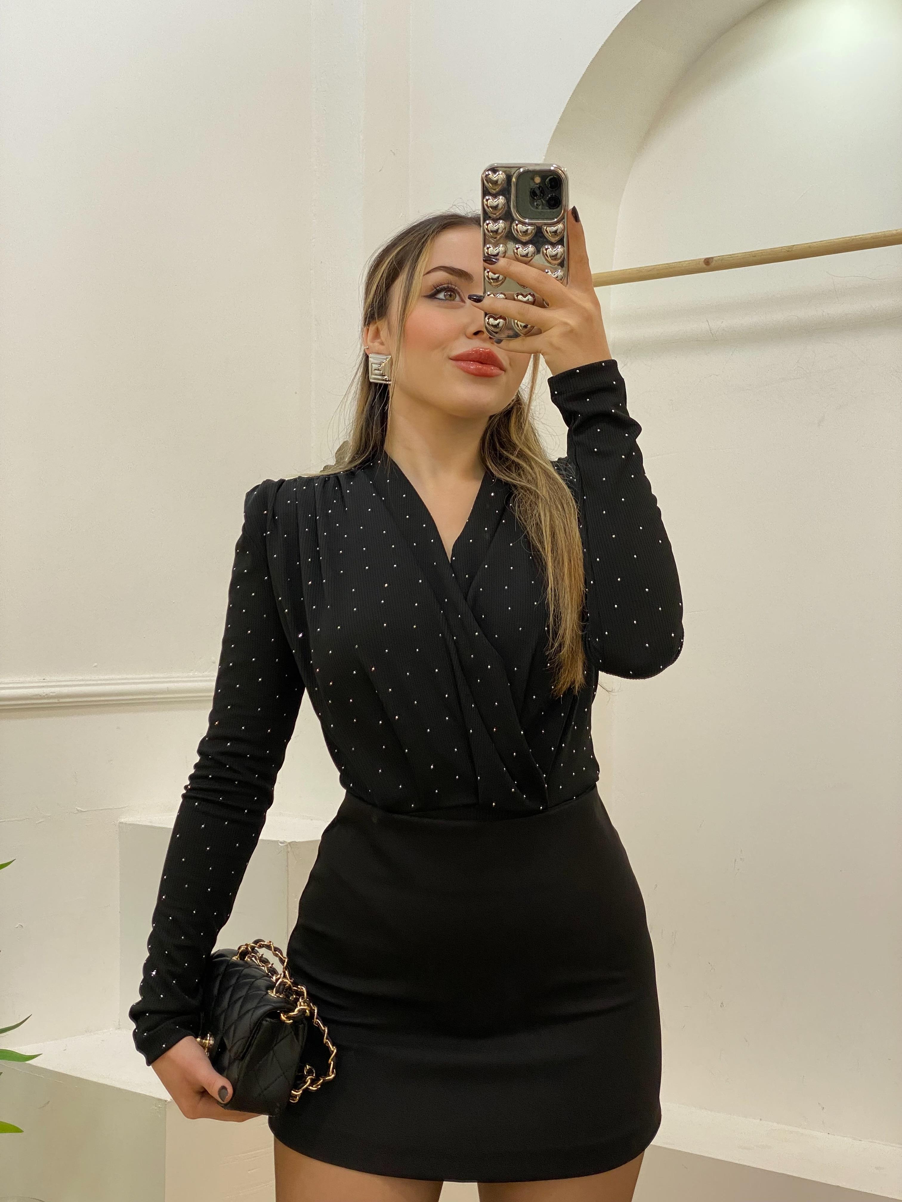 Siyah Ön Ve Arkası Taşlı Bodysuit