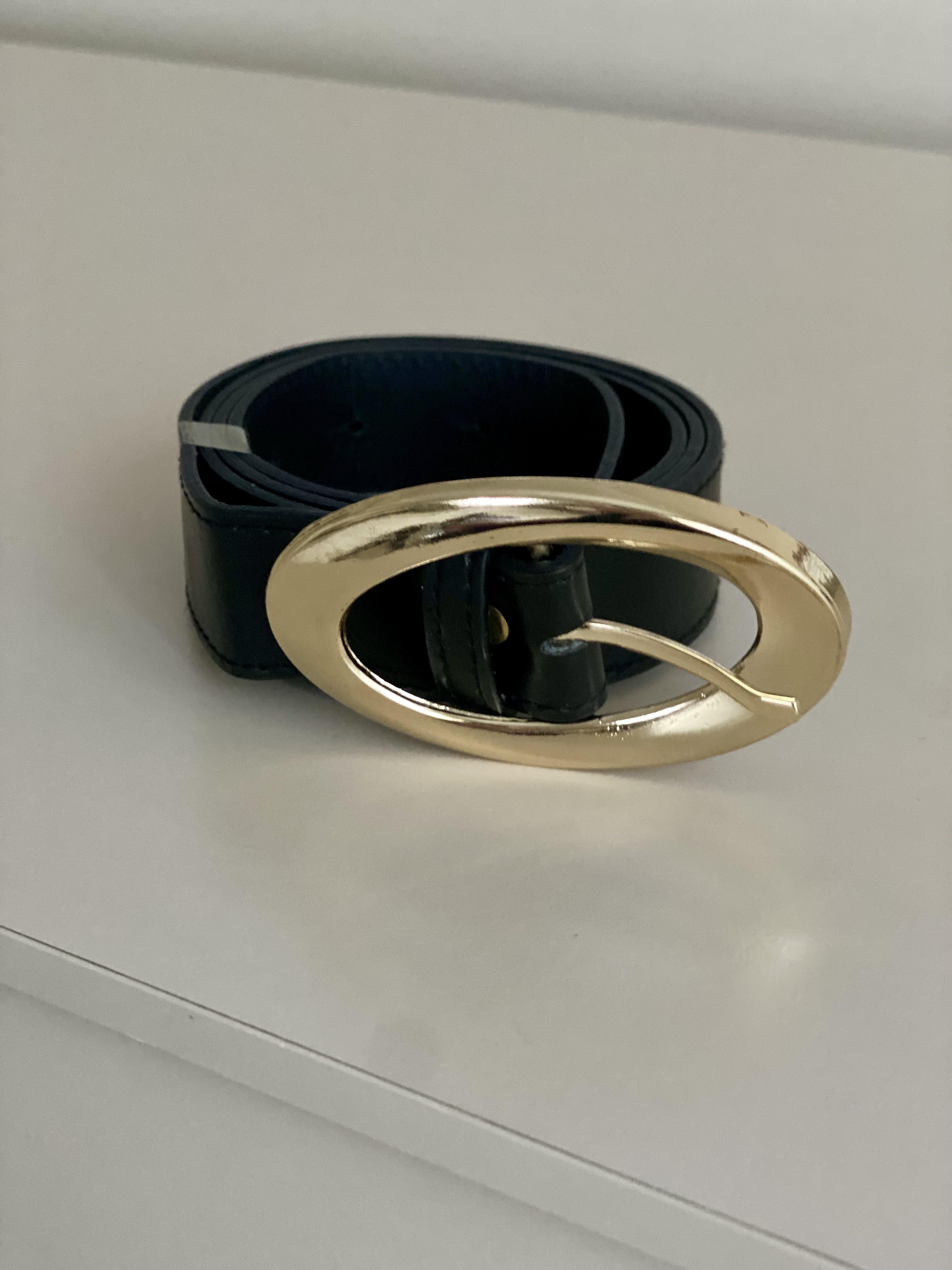Siyah Oval Gold Tokalı Deri Kemer