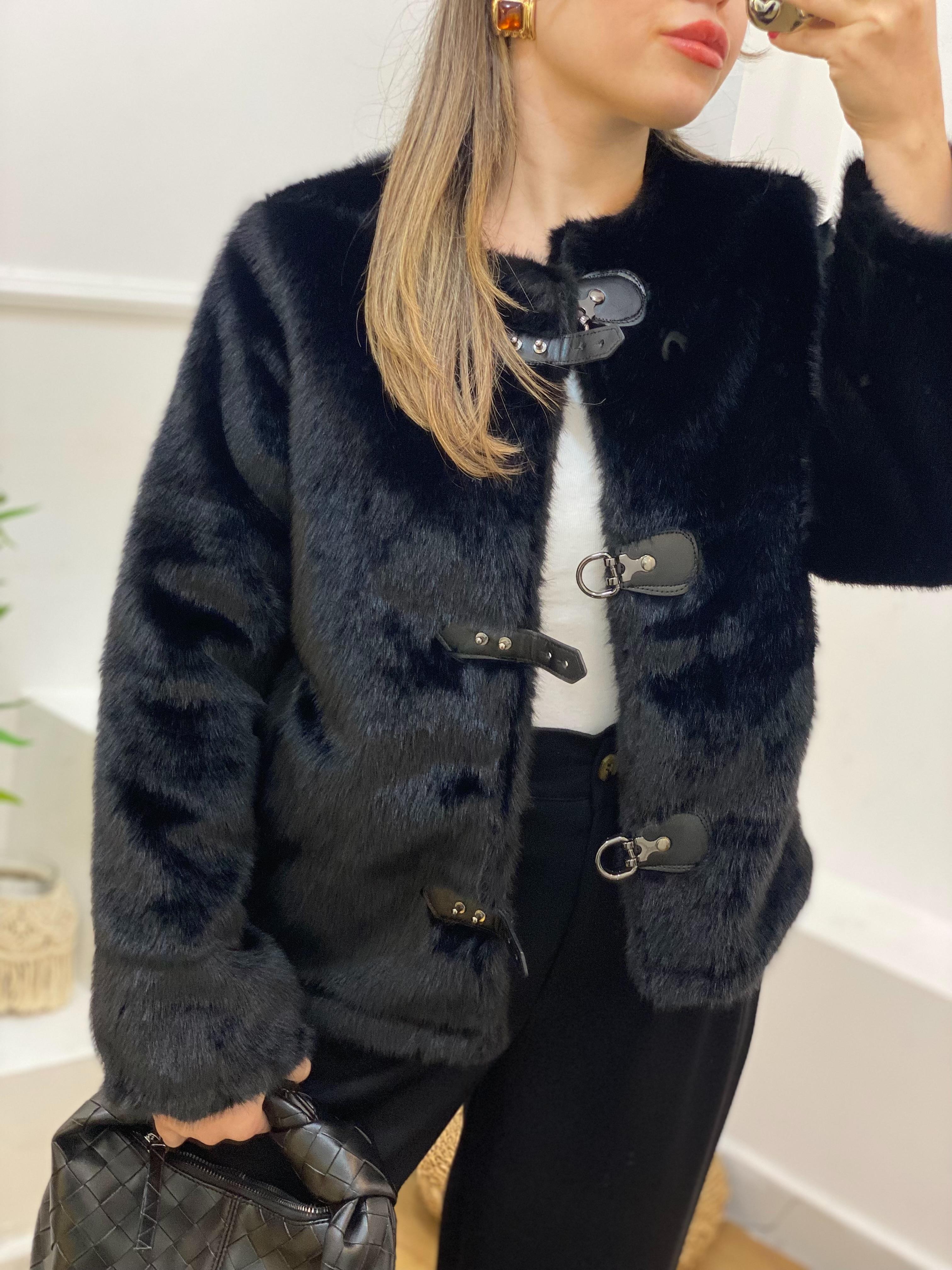 Siyah Premium Agraflı Kürk